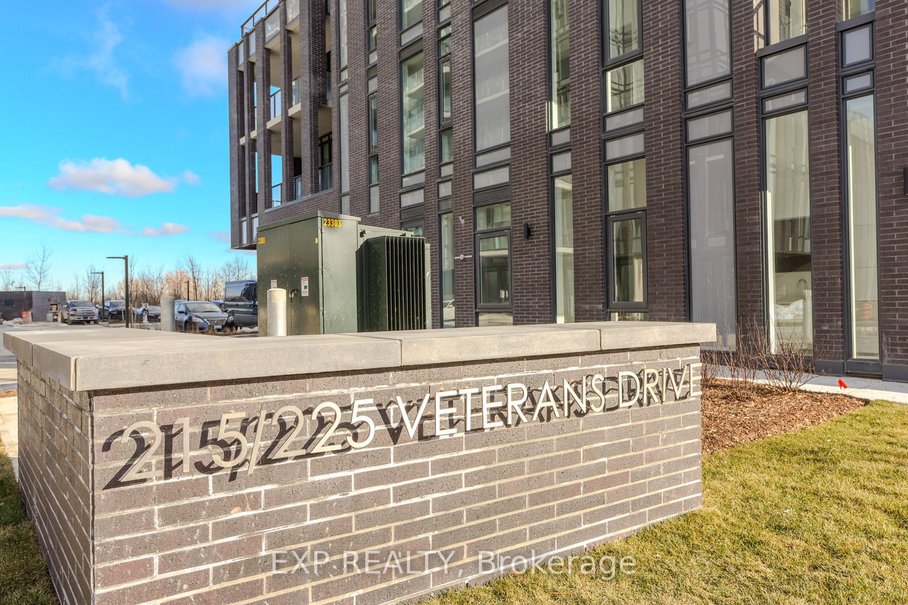 225 Veterans Drive, #N0610