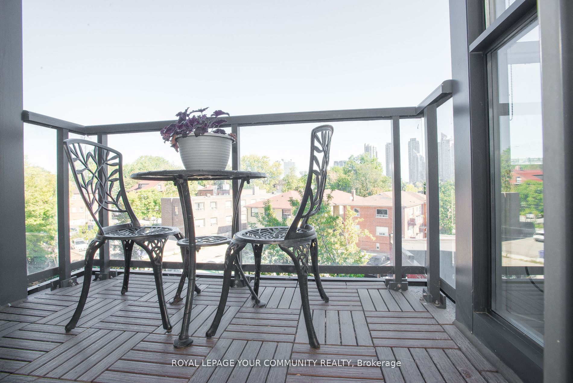 11 Superior Ave, #416