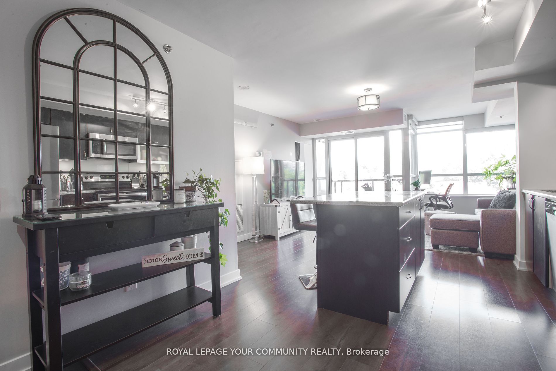 11 Superior Ave, #416