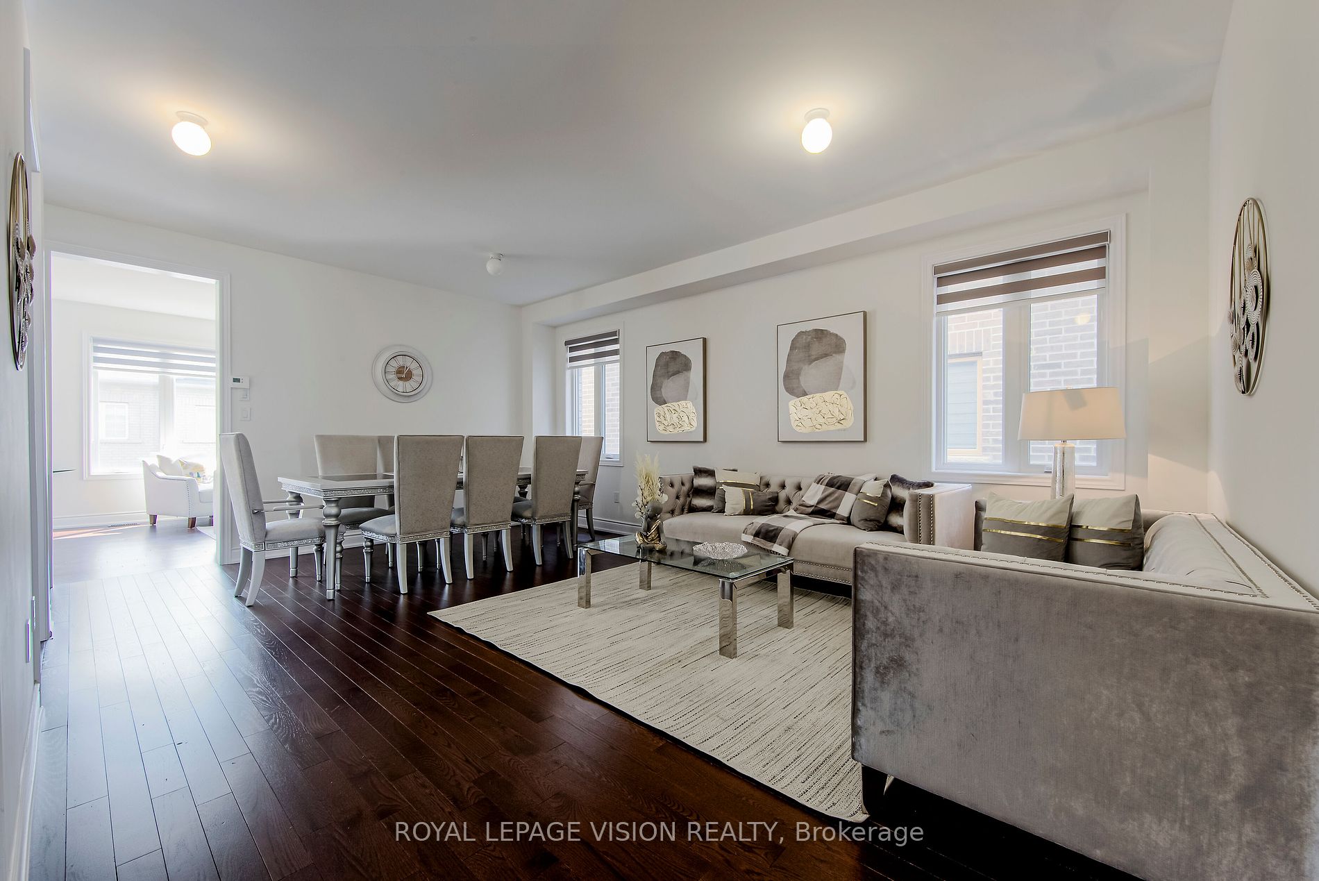 14 Lowell Cres