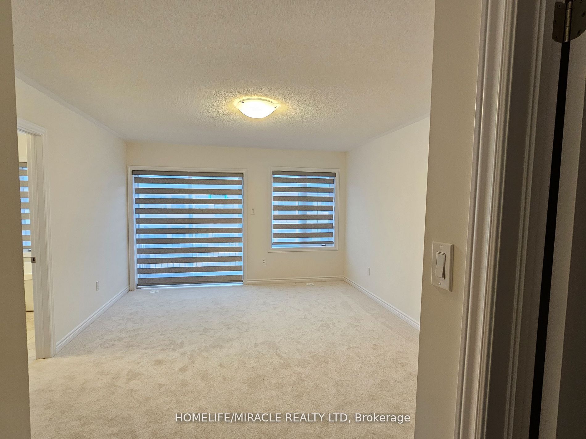 23 Petch Avenue, #Upper
