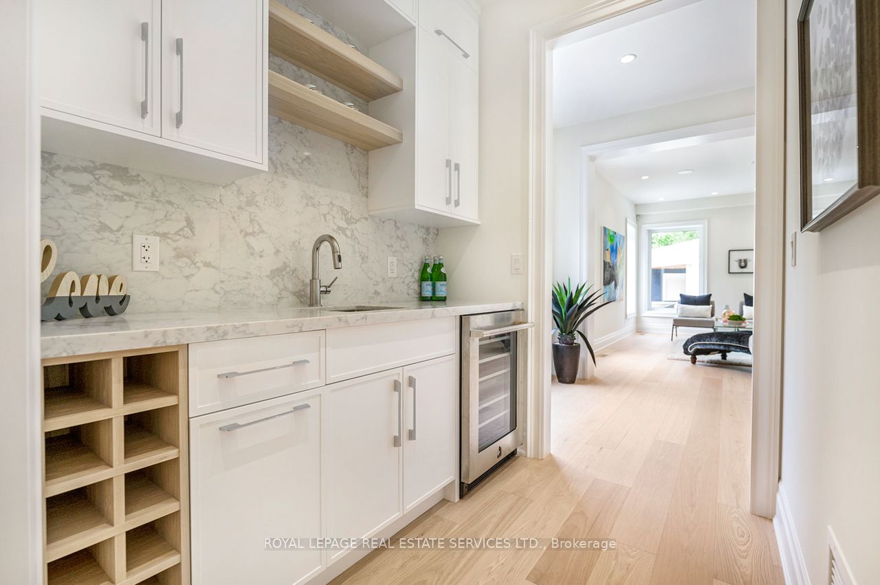 1618 Dogwood Trail