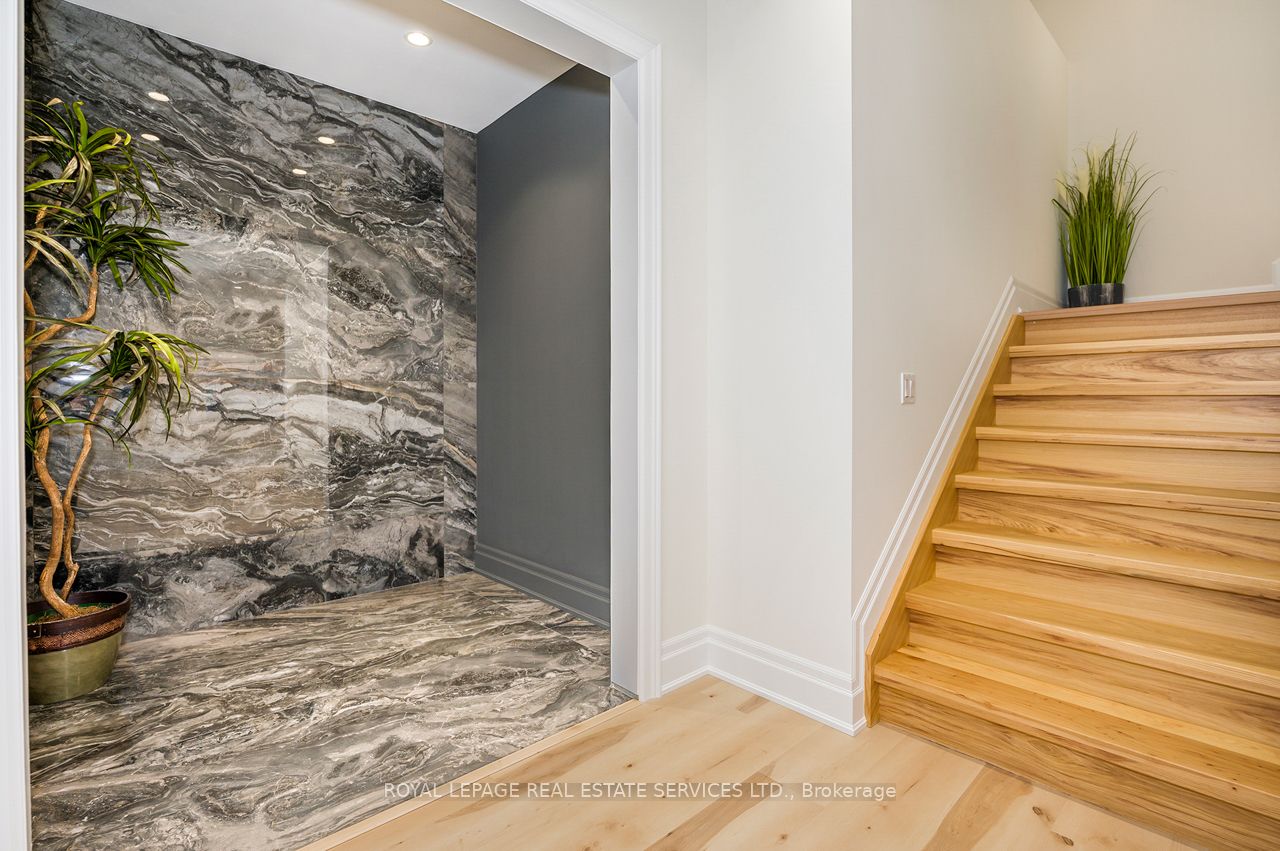 1618 Dogwood Trail