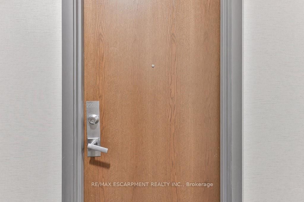 365 Prince Of Wales Drive #2208