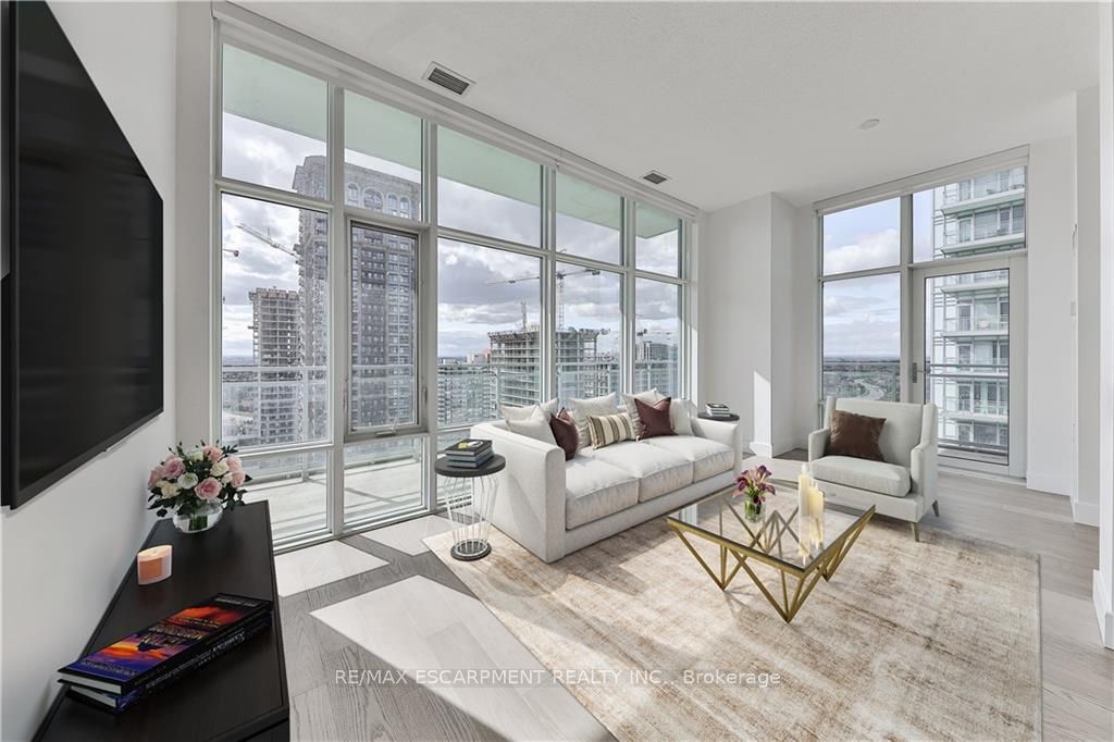 365 Prince Of Wales Drive #2208