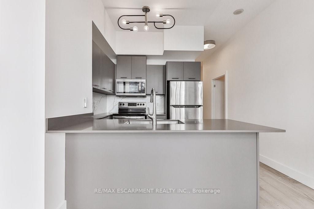 365 Prince Of Wales Drive #2208