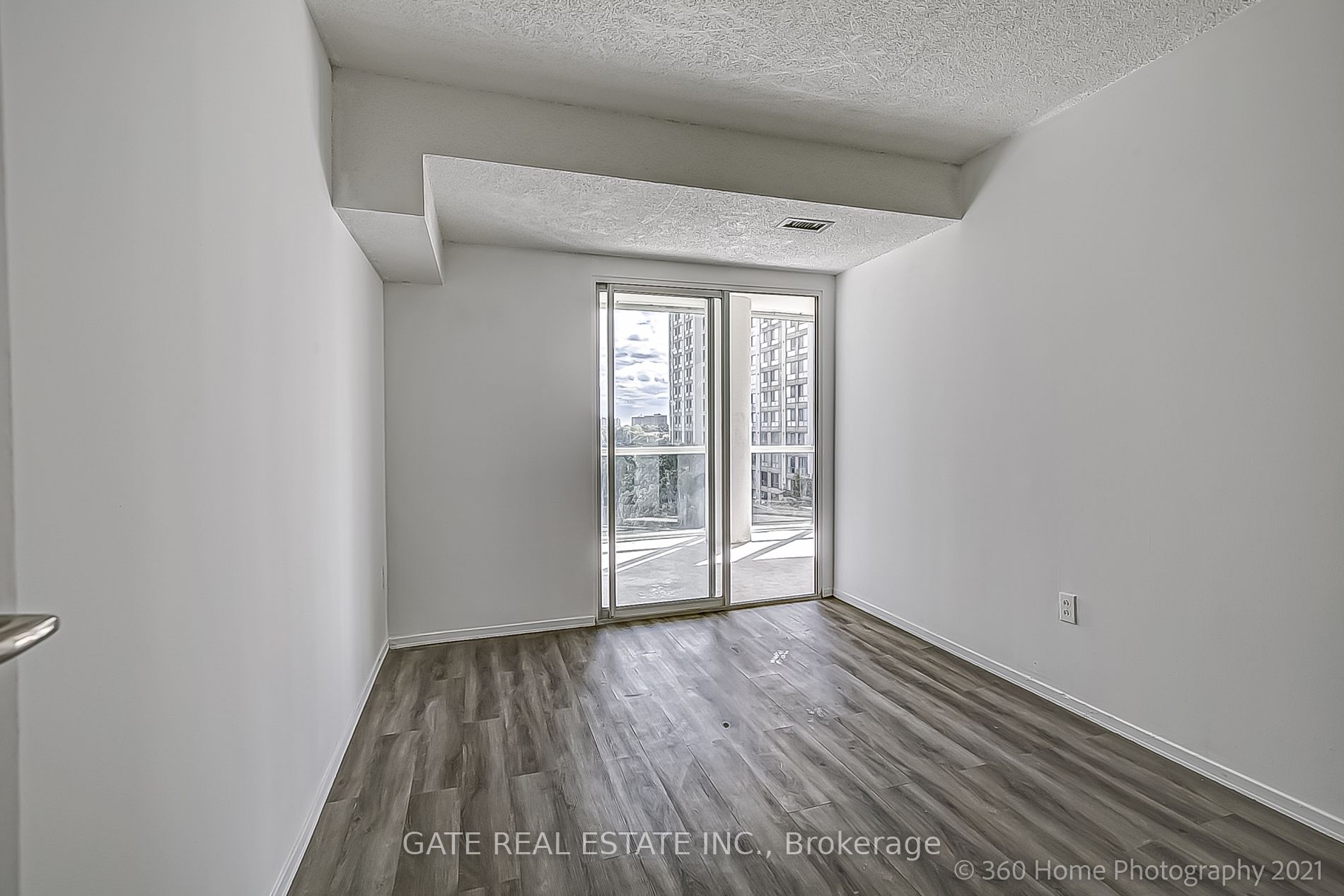 10 Markbrook Lane, #604