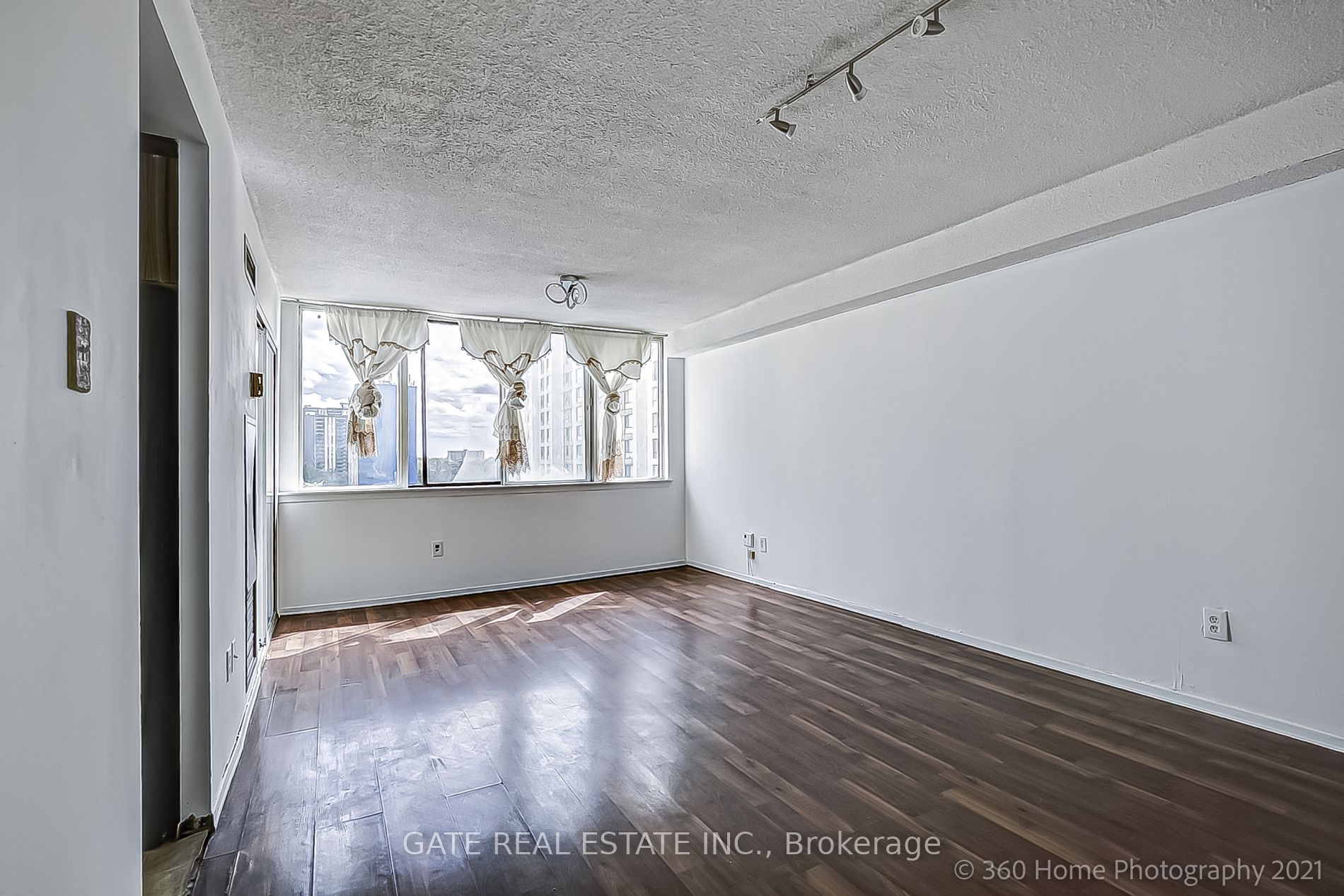 10 Markbrook Lane, #604