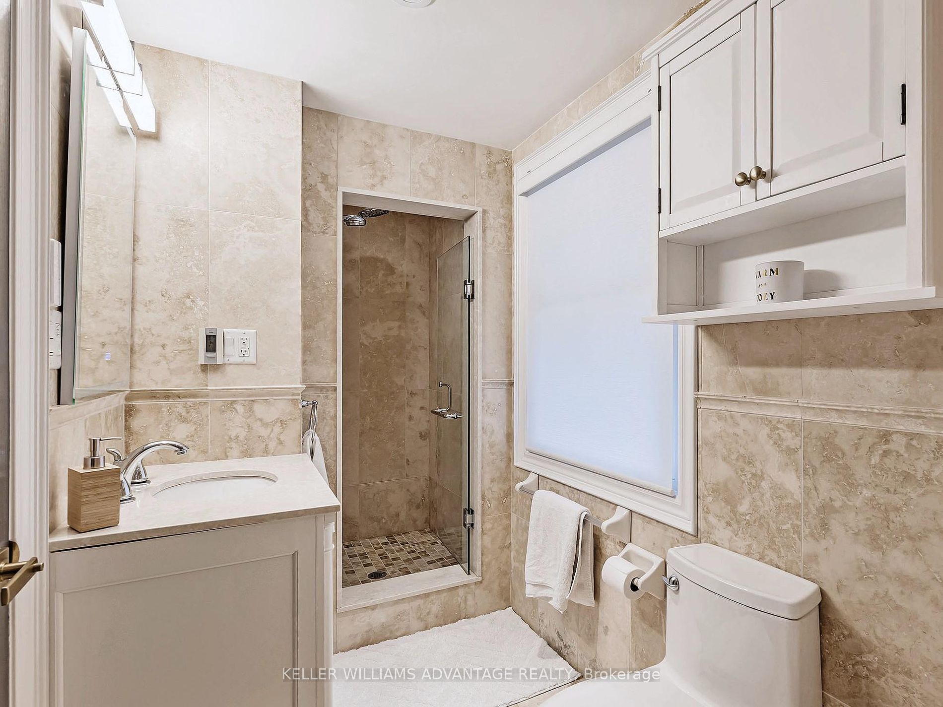 69 Aura Lea Boulevard