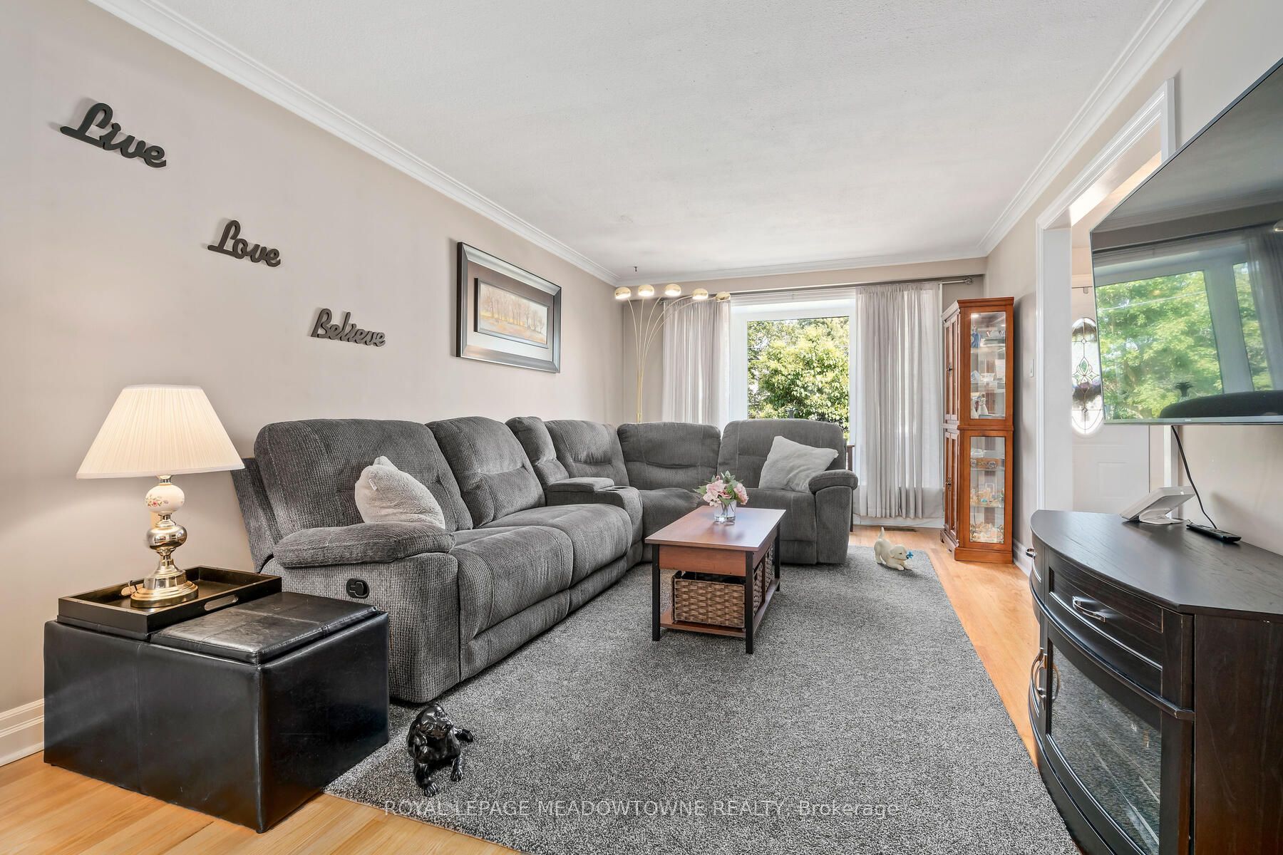 2 Metcalfe Court