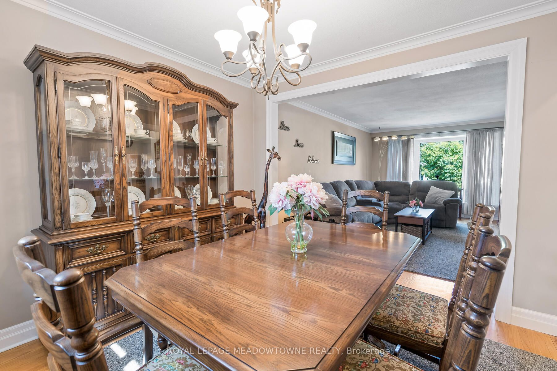 2 Metcalfe Court