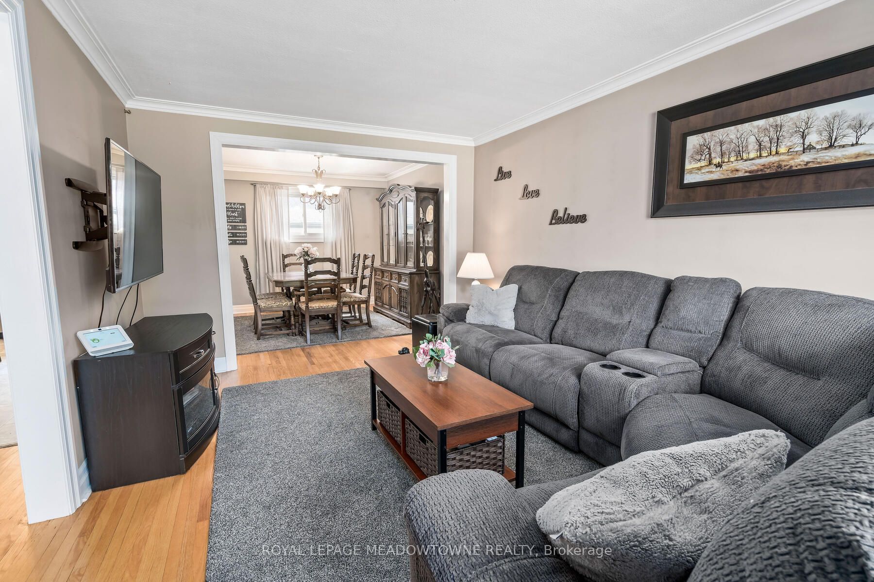 2 Metcalfe Court