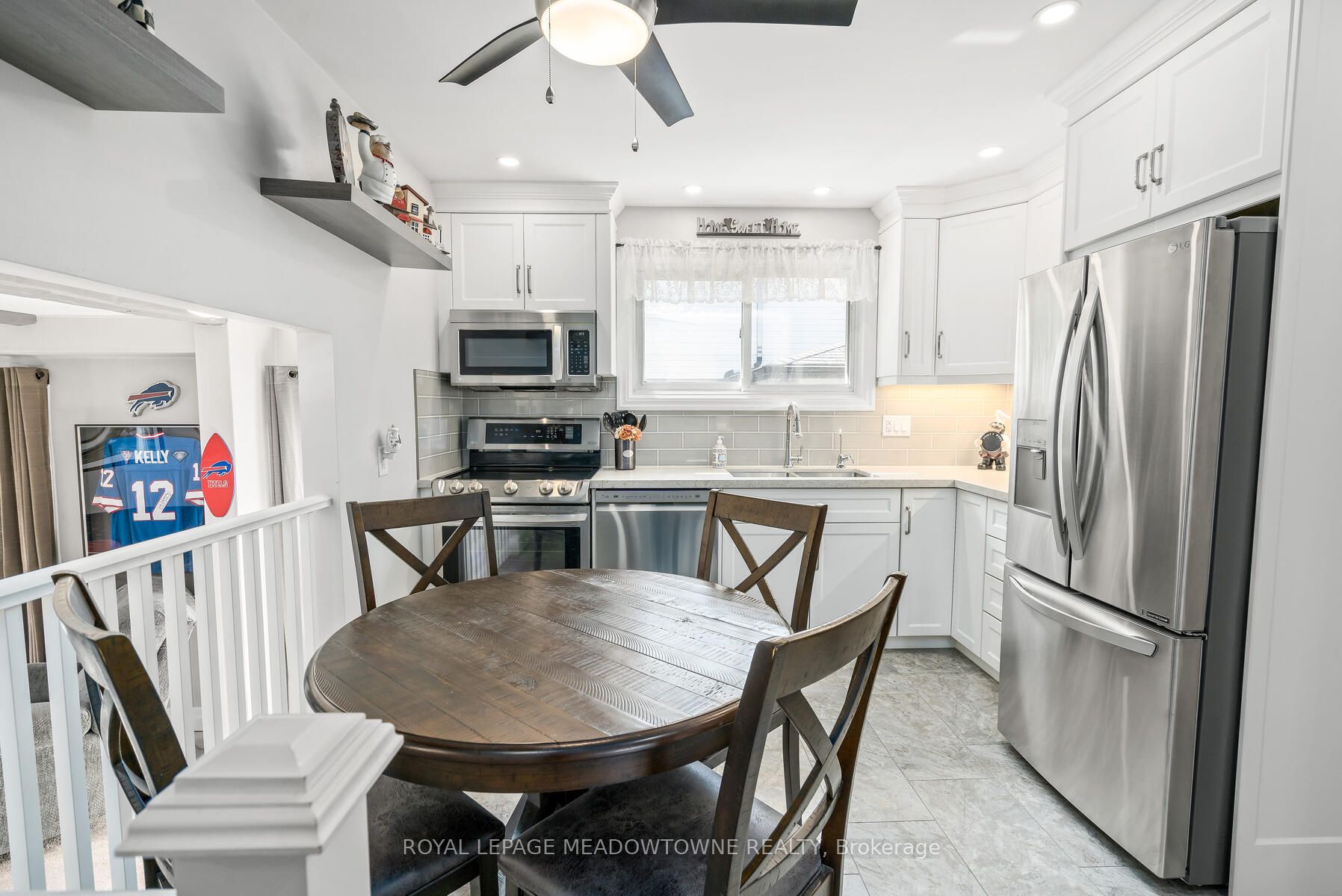 2 Metcalfe Court