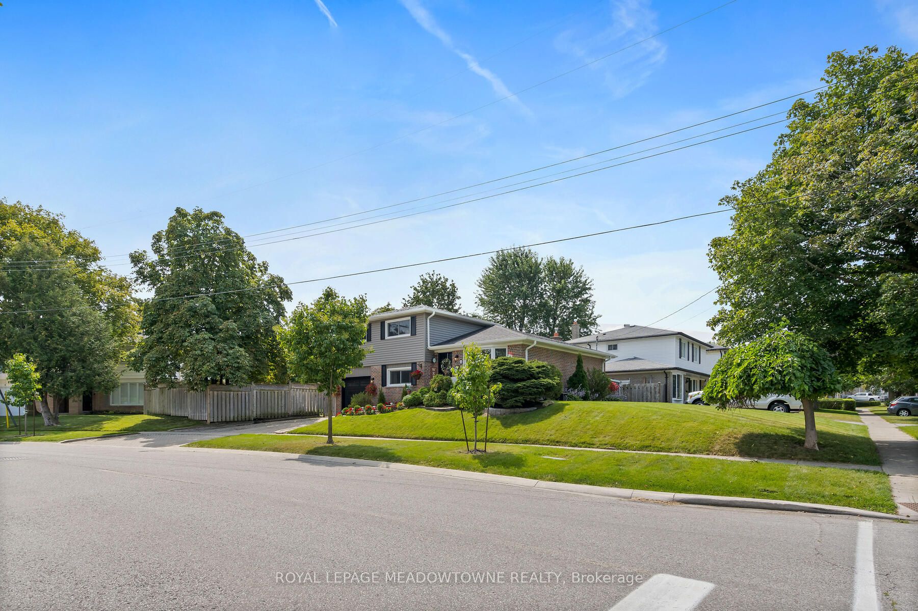 2 Metcalfe Court