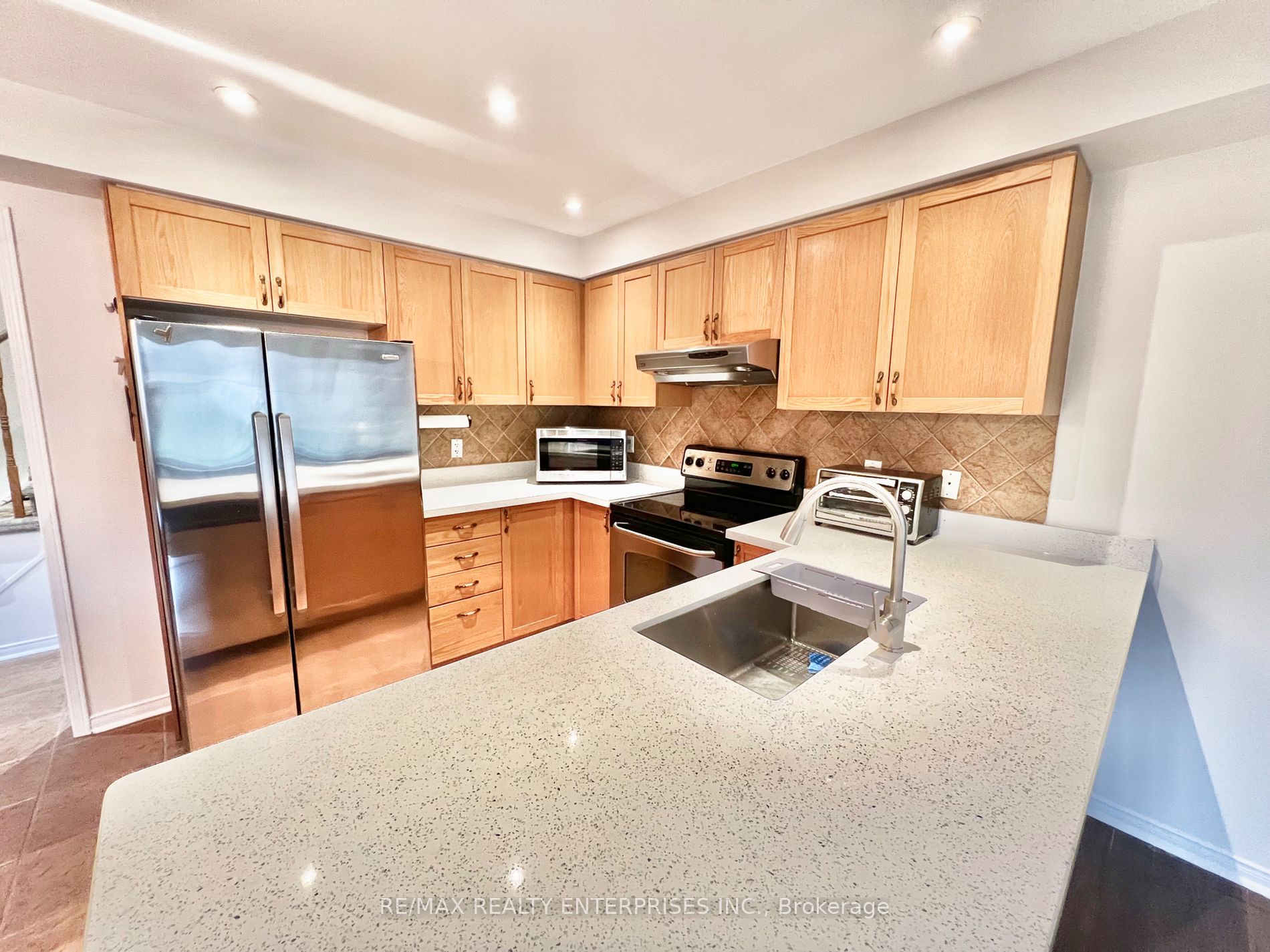 3881 Partition Road