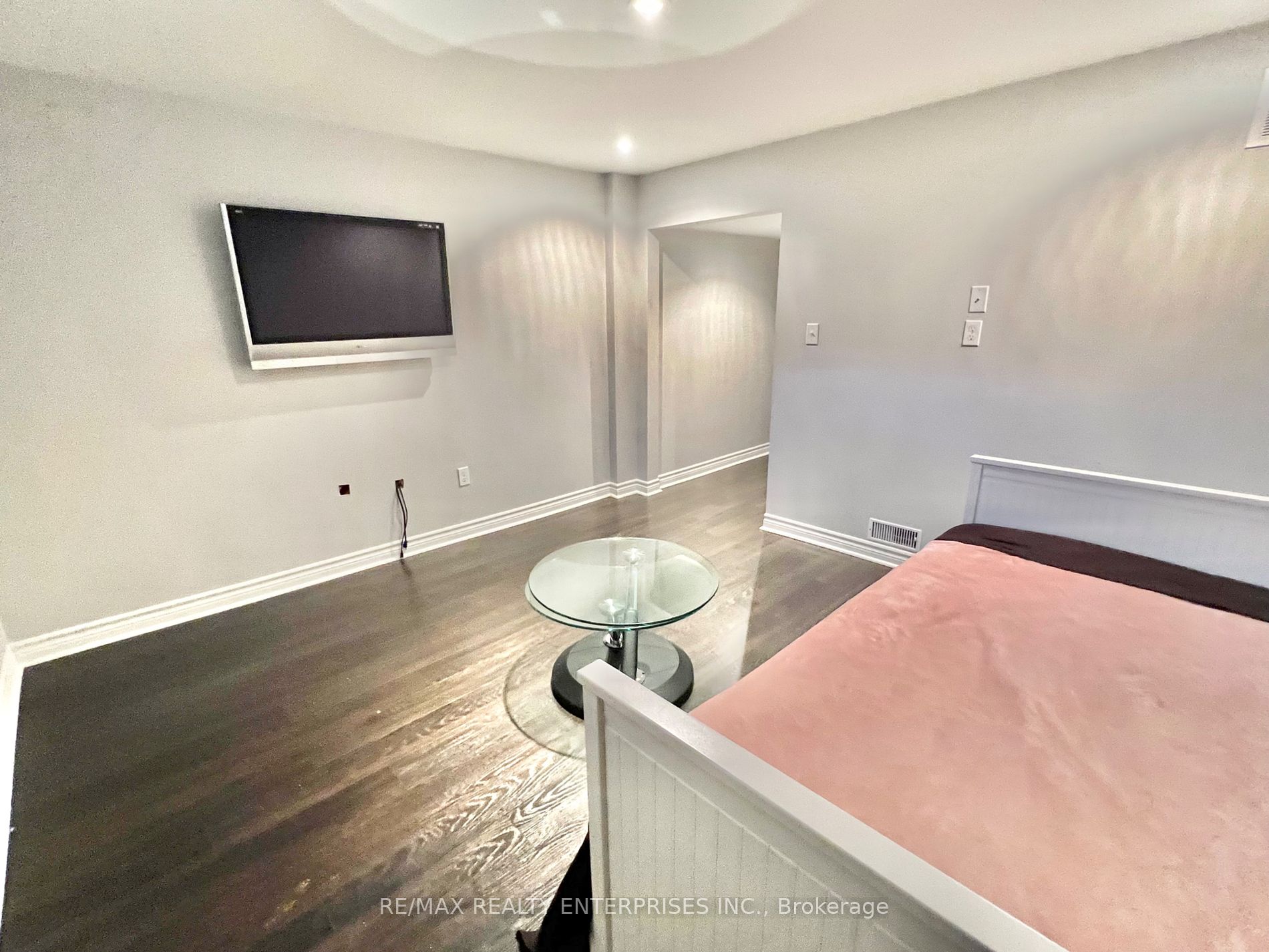 3881 Partition Road