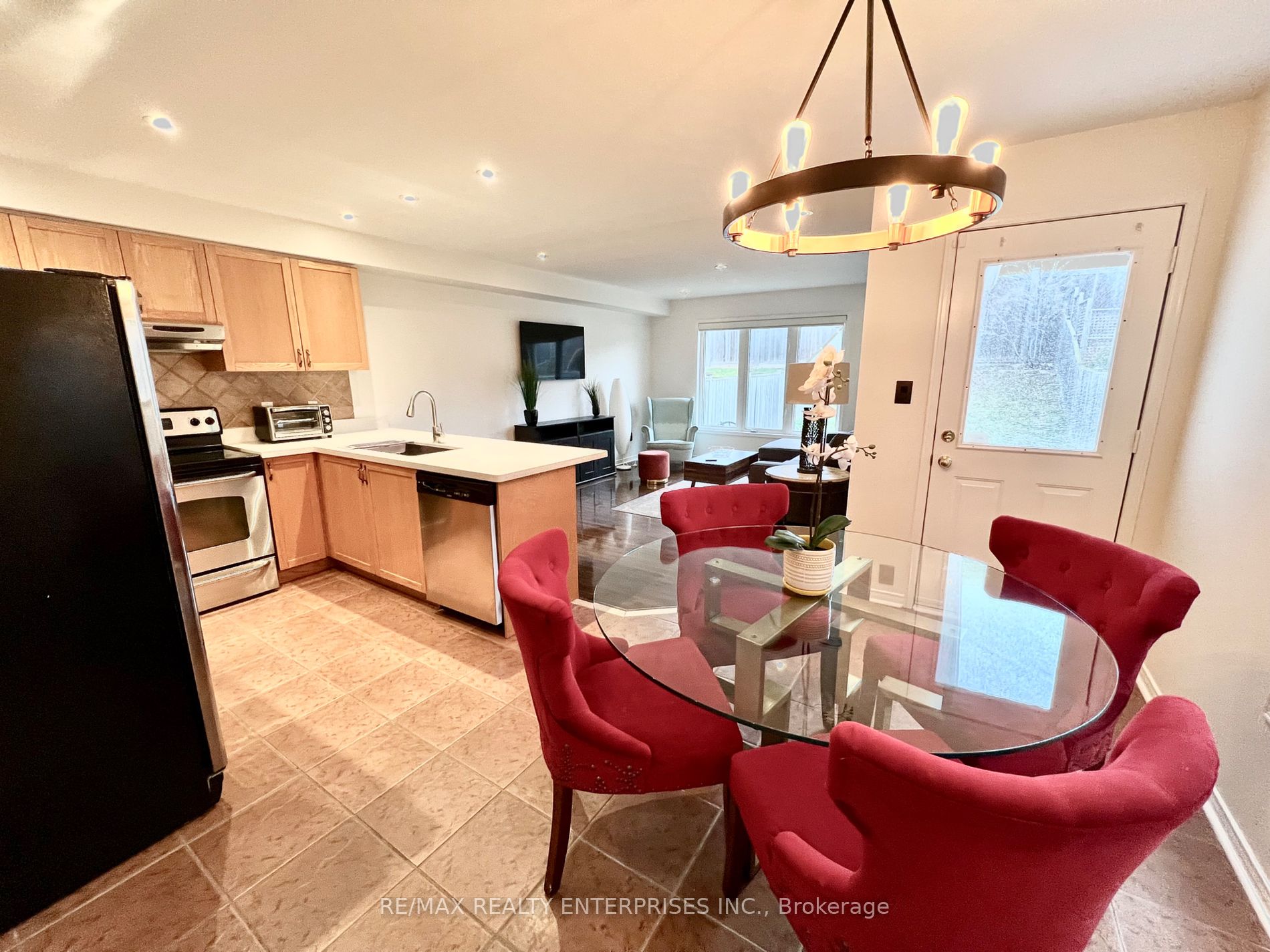 3881 Partition Road