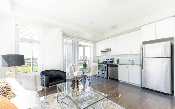 54 Sky Harbour Dr, #404
