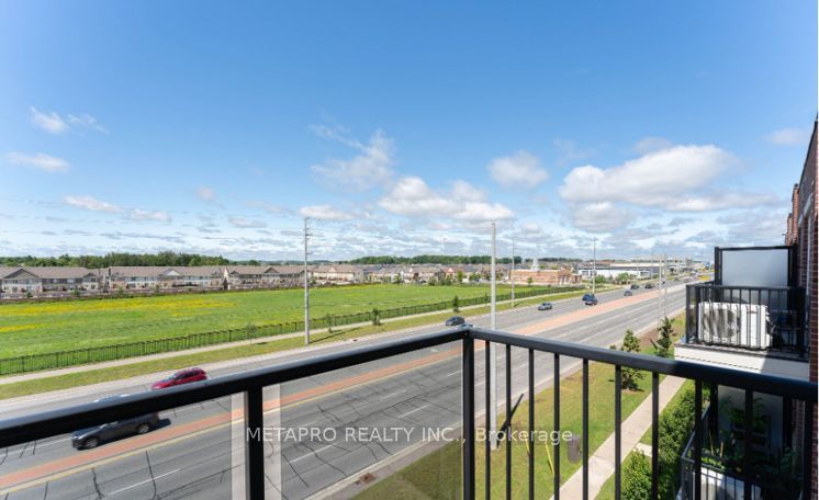 54 Sky Harbour Dr, #404