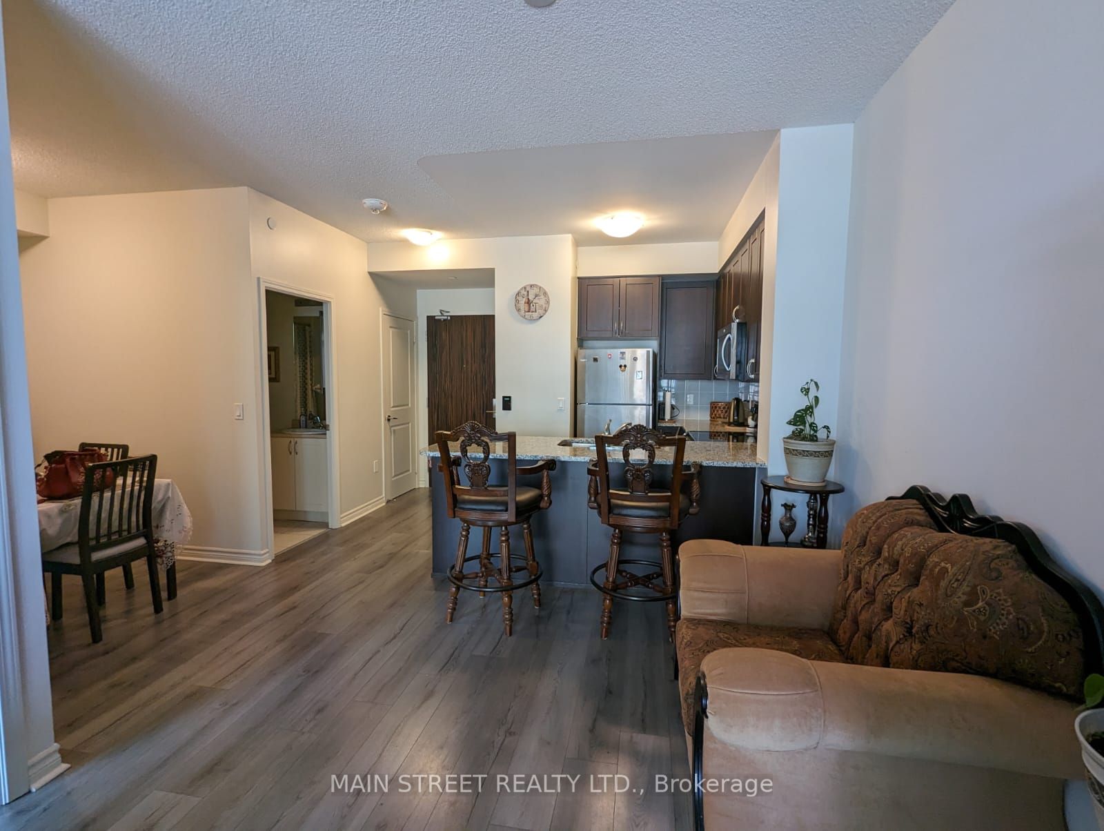 349 Rathburn Rd W, #511