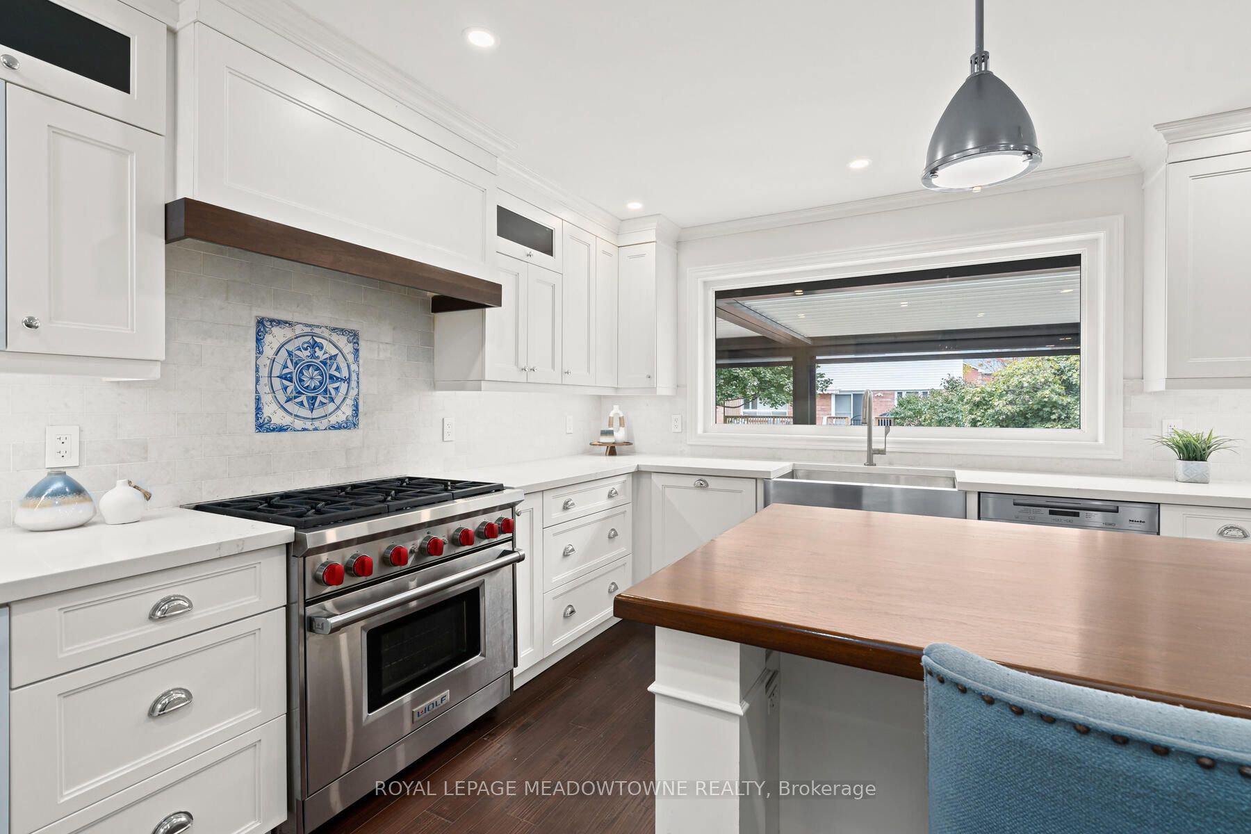 14 Mccullough Crescent