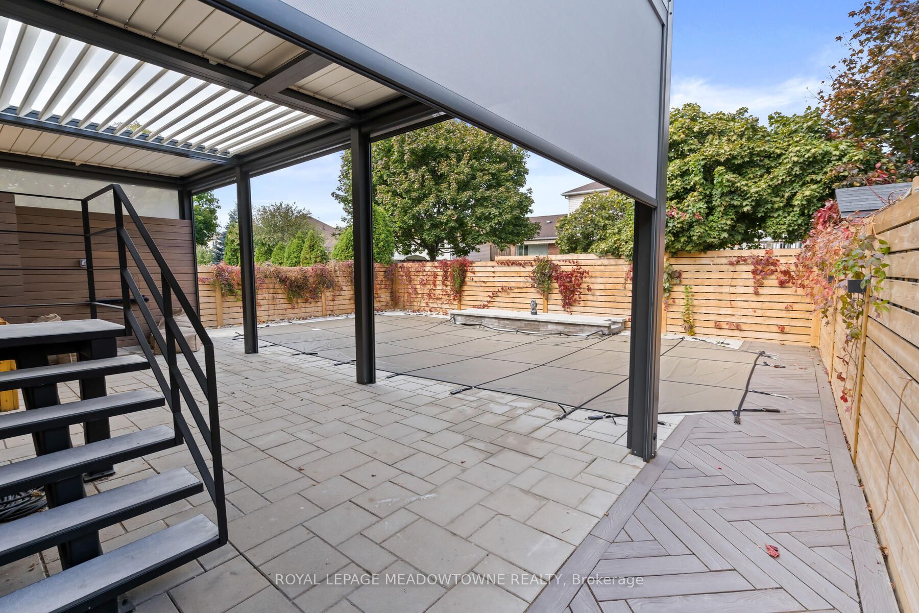 14 Mccullough Crescent