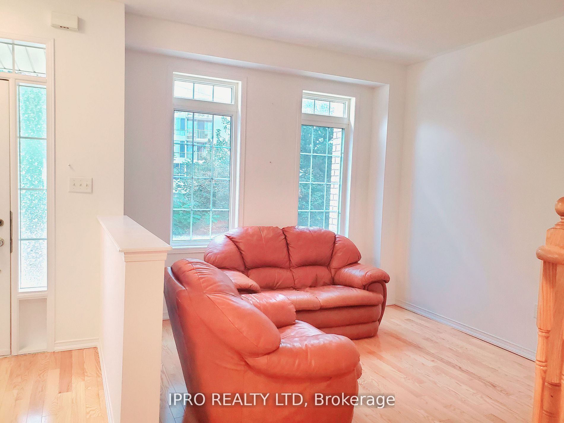 9 Parrotta Dr