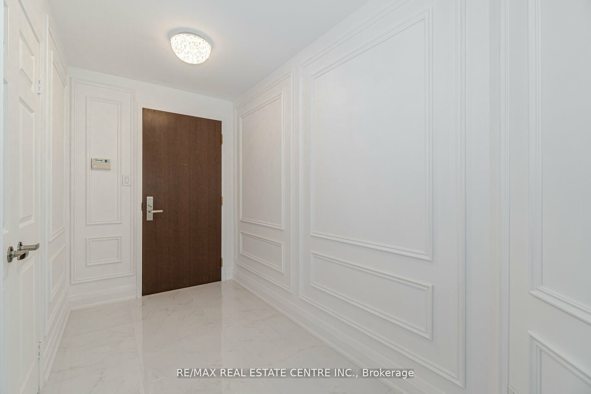 45 Kingsbridge Garden Circ, #1504