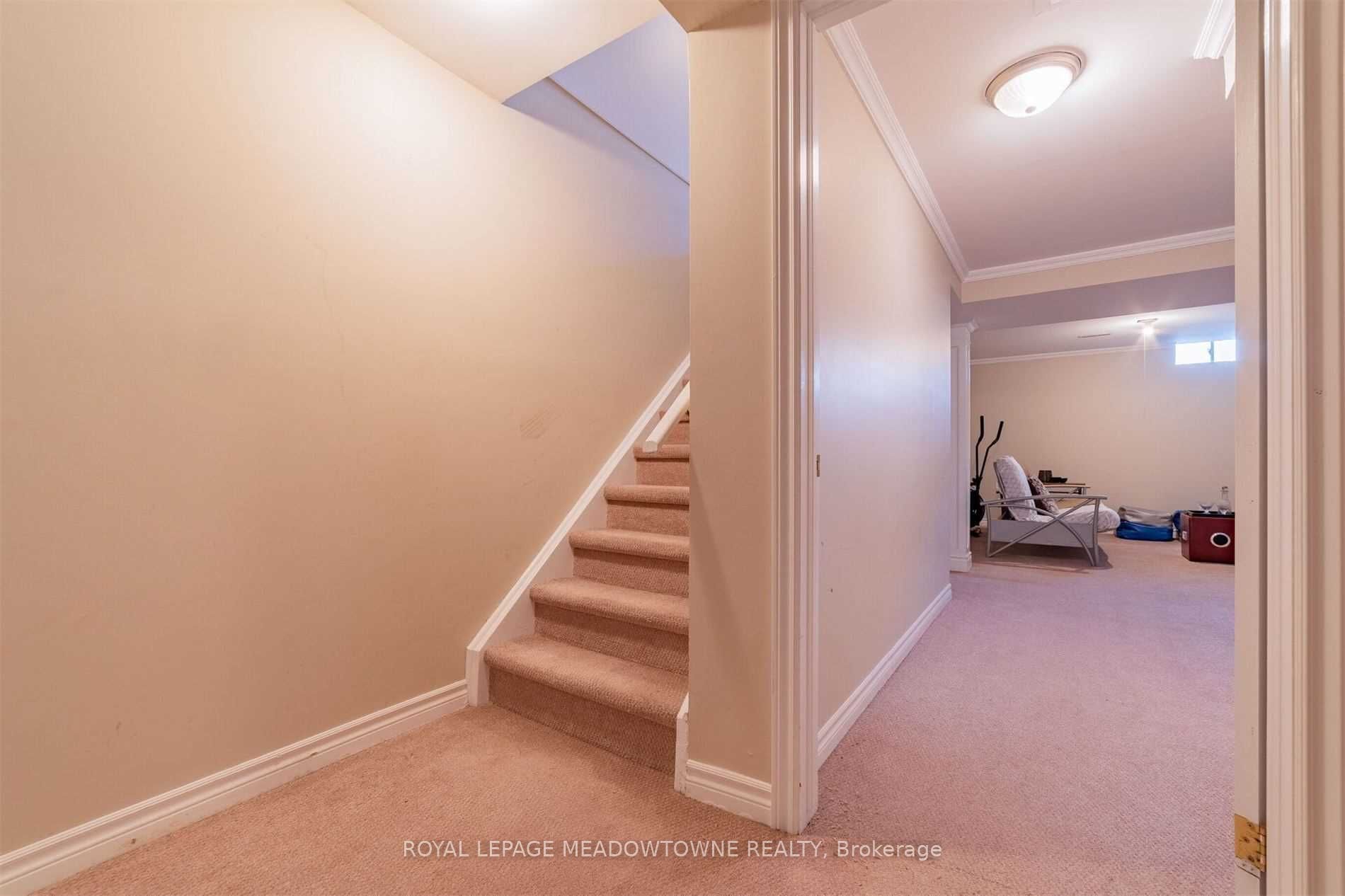 178 Hampshire Way