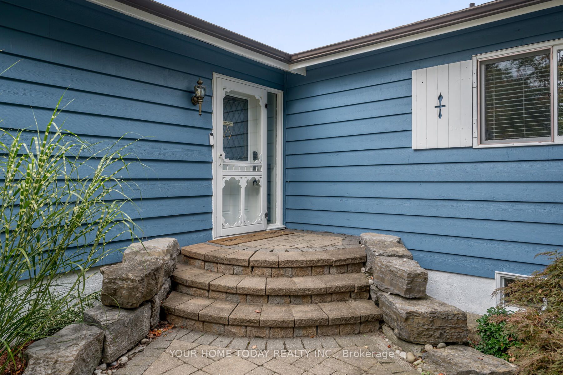 13 Stewarttown Road