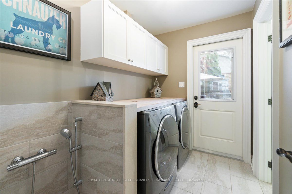 2059 Kawartha Cres