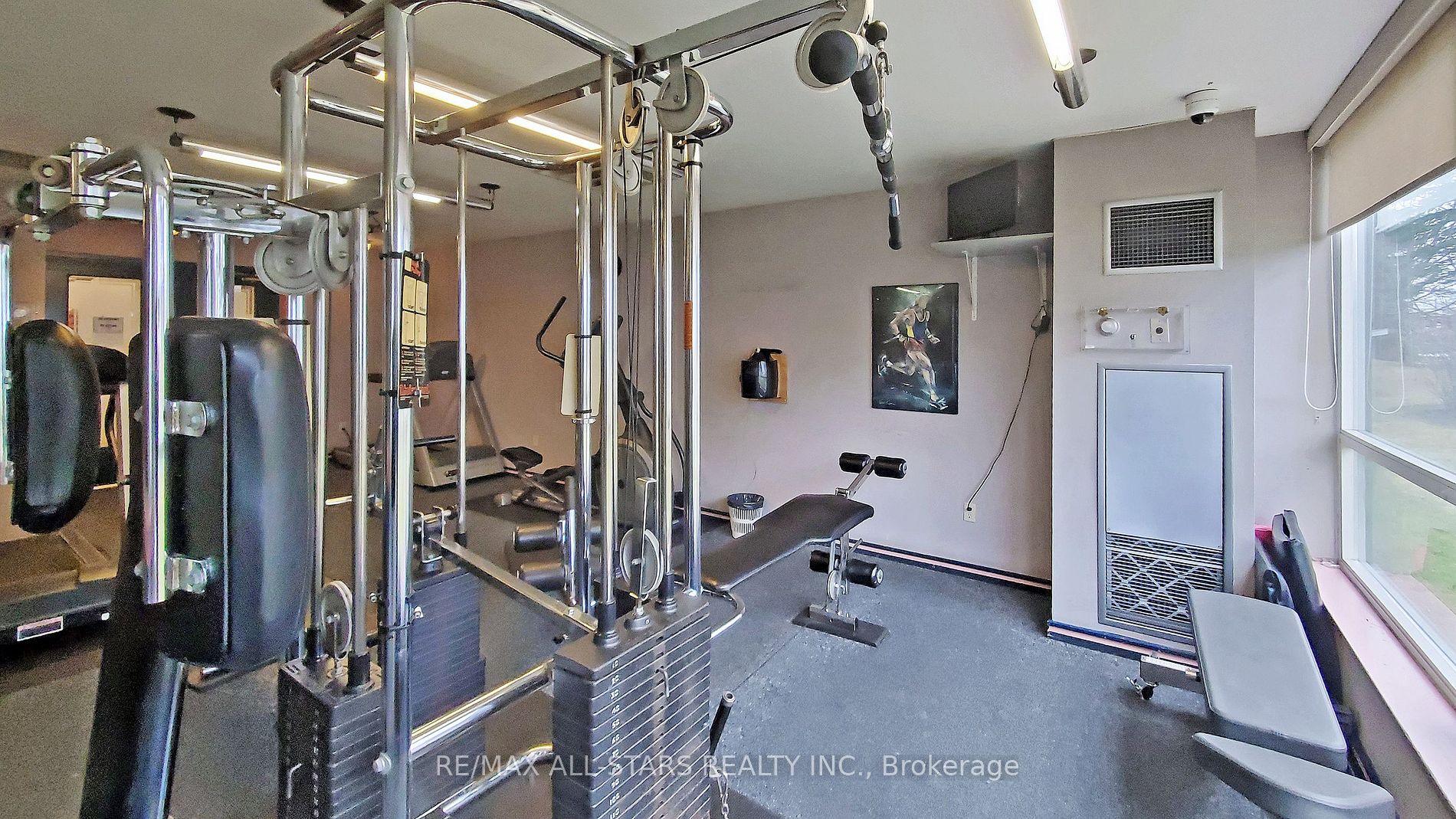 12 Laurelcrest St, #707