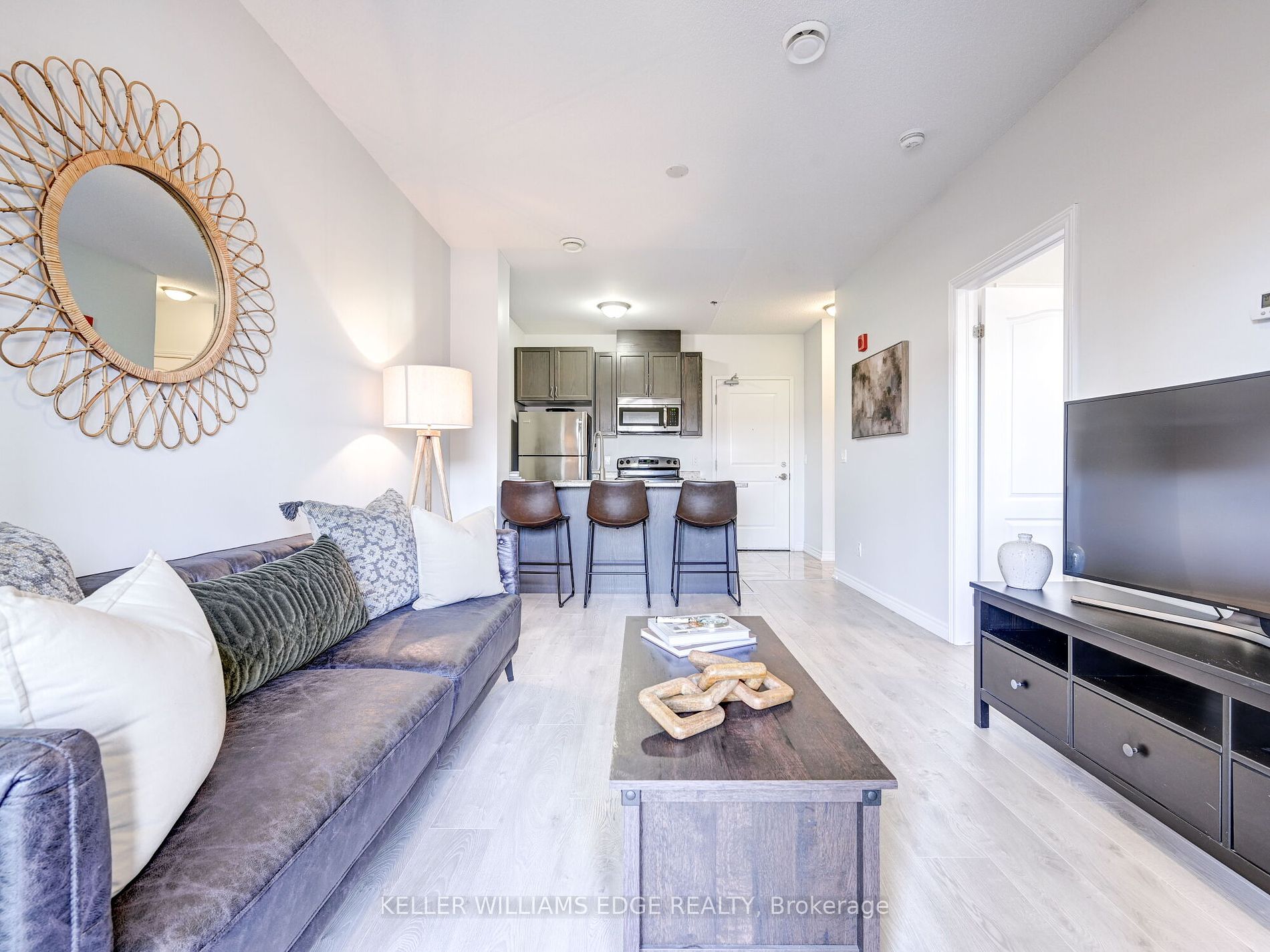 1360 Costigan Rd, #207