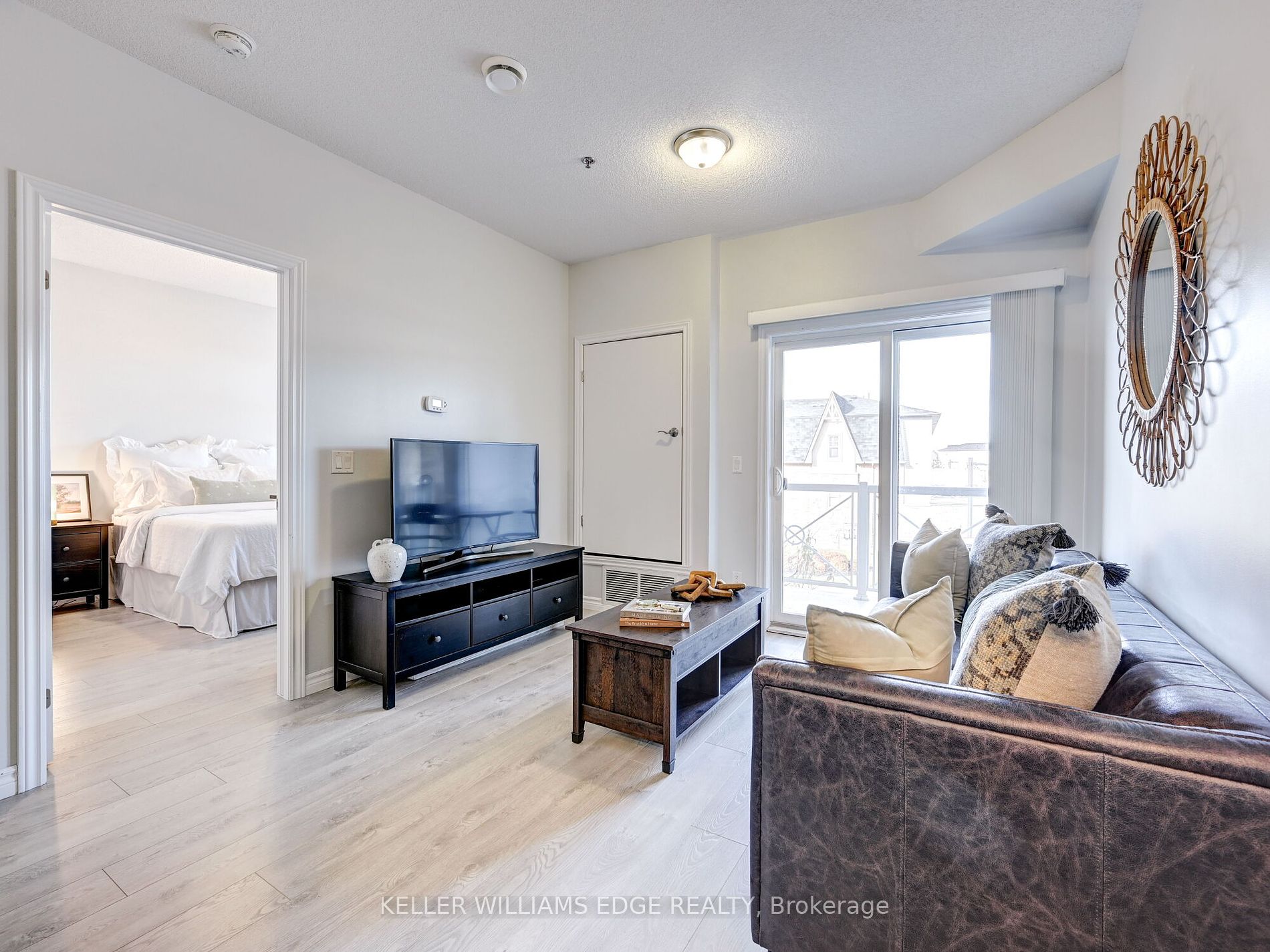 1360 Costigan Rd, #207