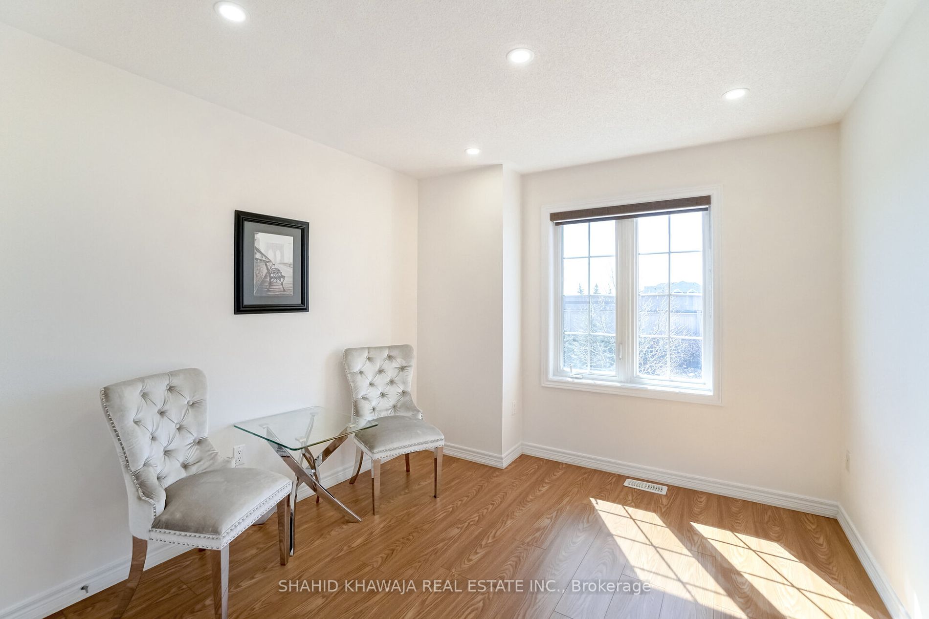 963 Transom Cres