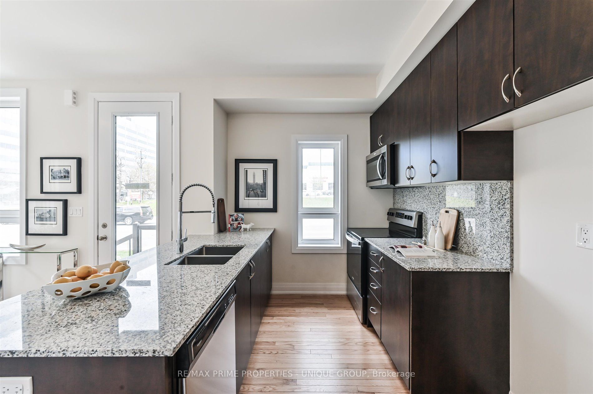 713 Lawrence Avenue W, #15