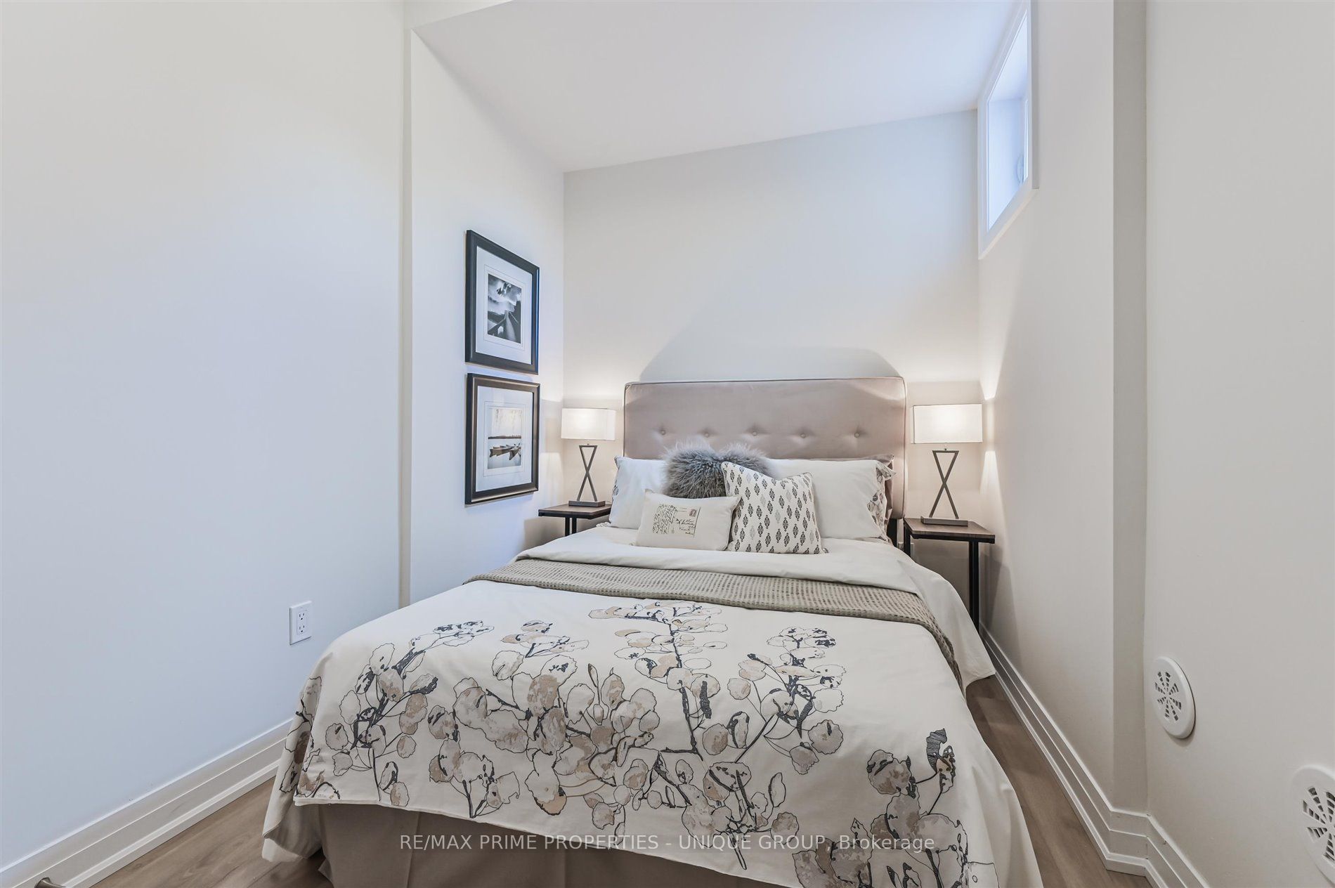 713 Lawrence Avenue W, #15