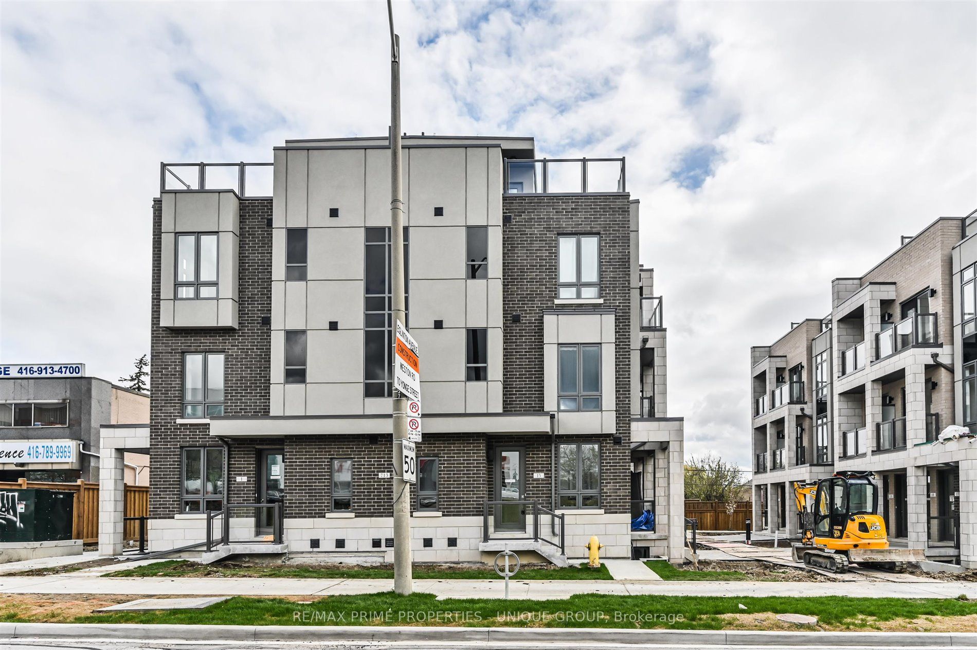 713 Lawrence Avenue W, #15