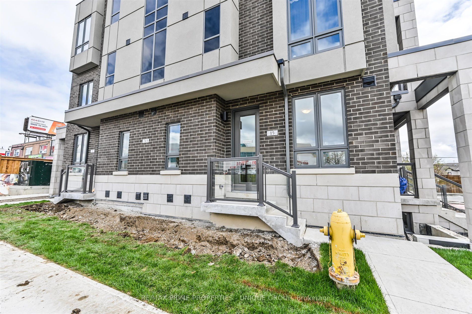 713 Lawrence Avenue W, #15