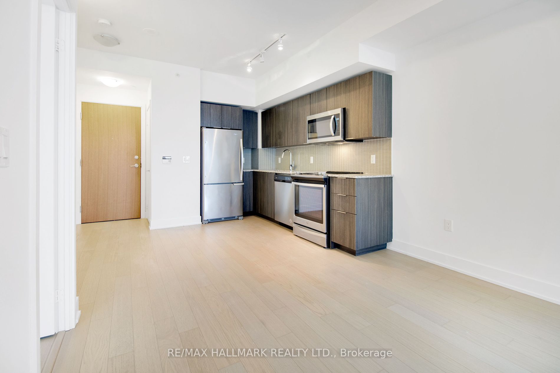 30 Shore Breeze Drive #3113