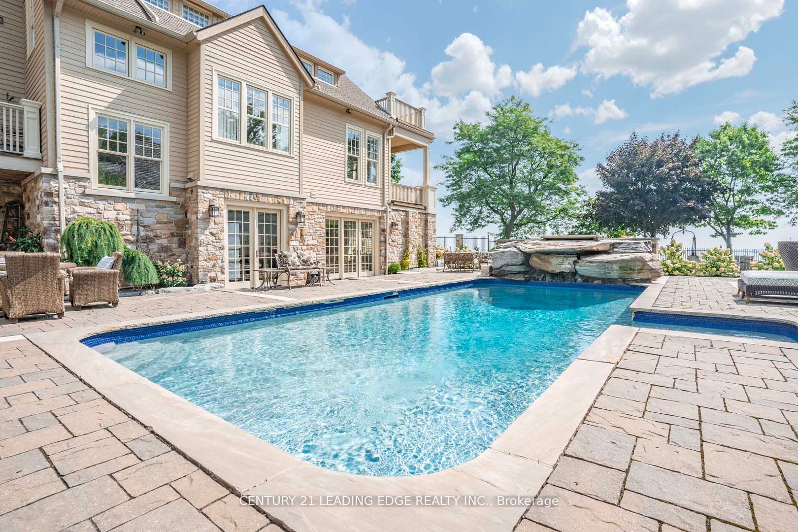 26 Trafalgar Rd