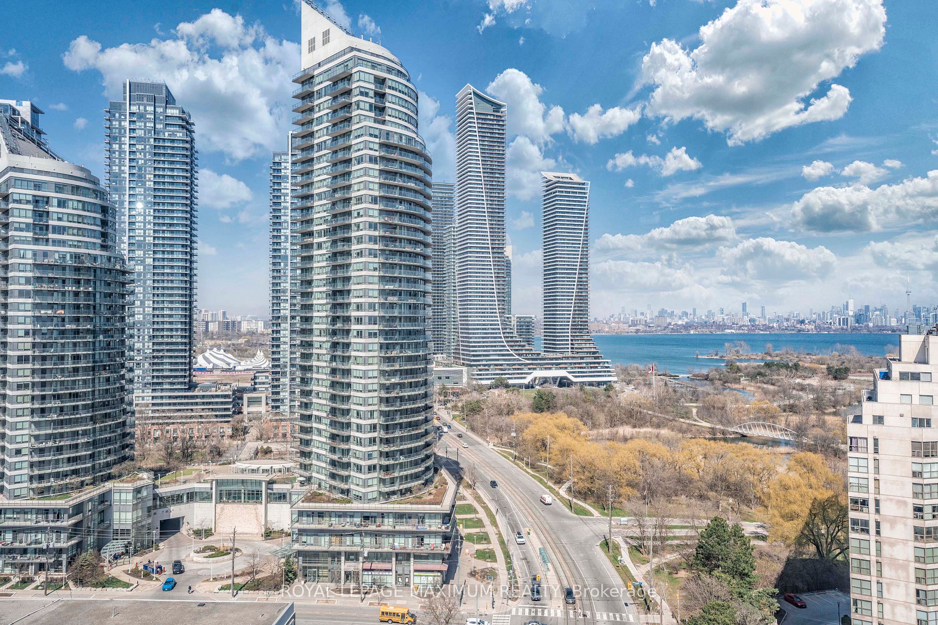 2269 Lake Shore Blvd W, #2102