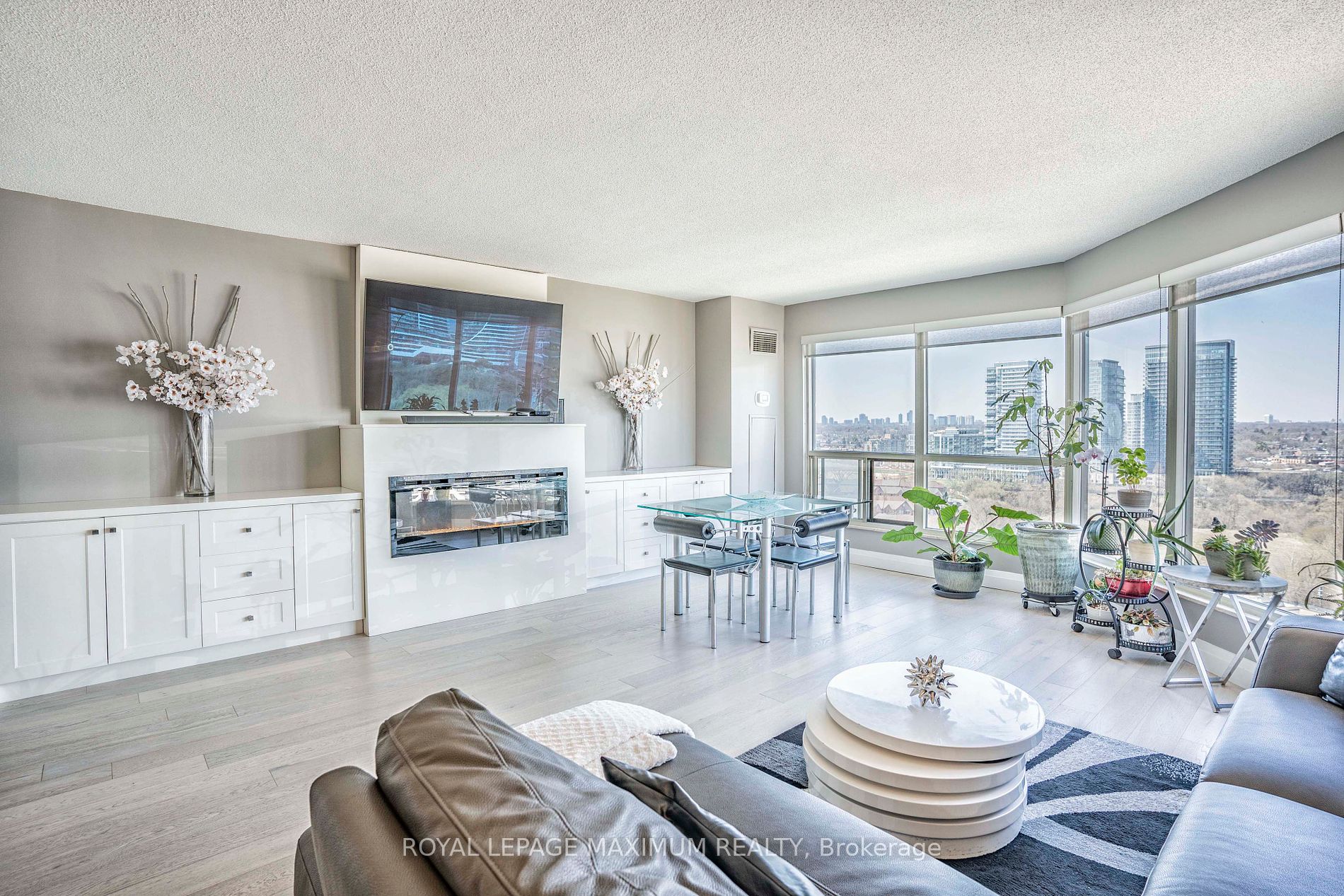 2269 Lake Shore Blvd W, #2102