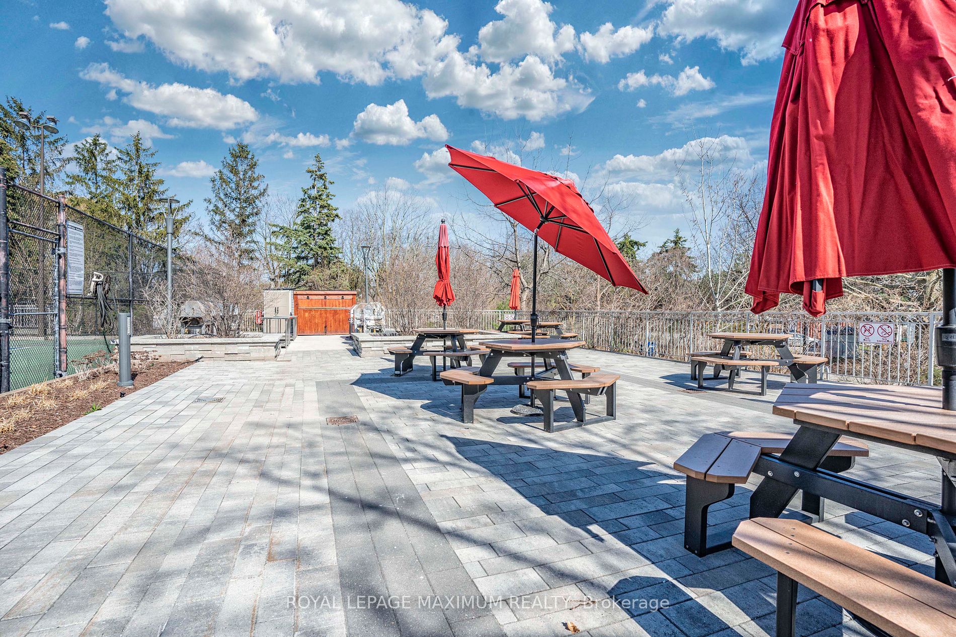 2269 Lake Shore Blvd W, #2102