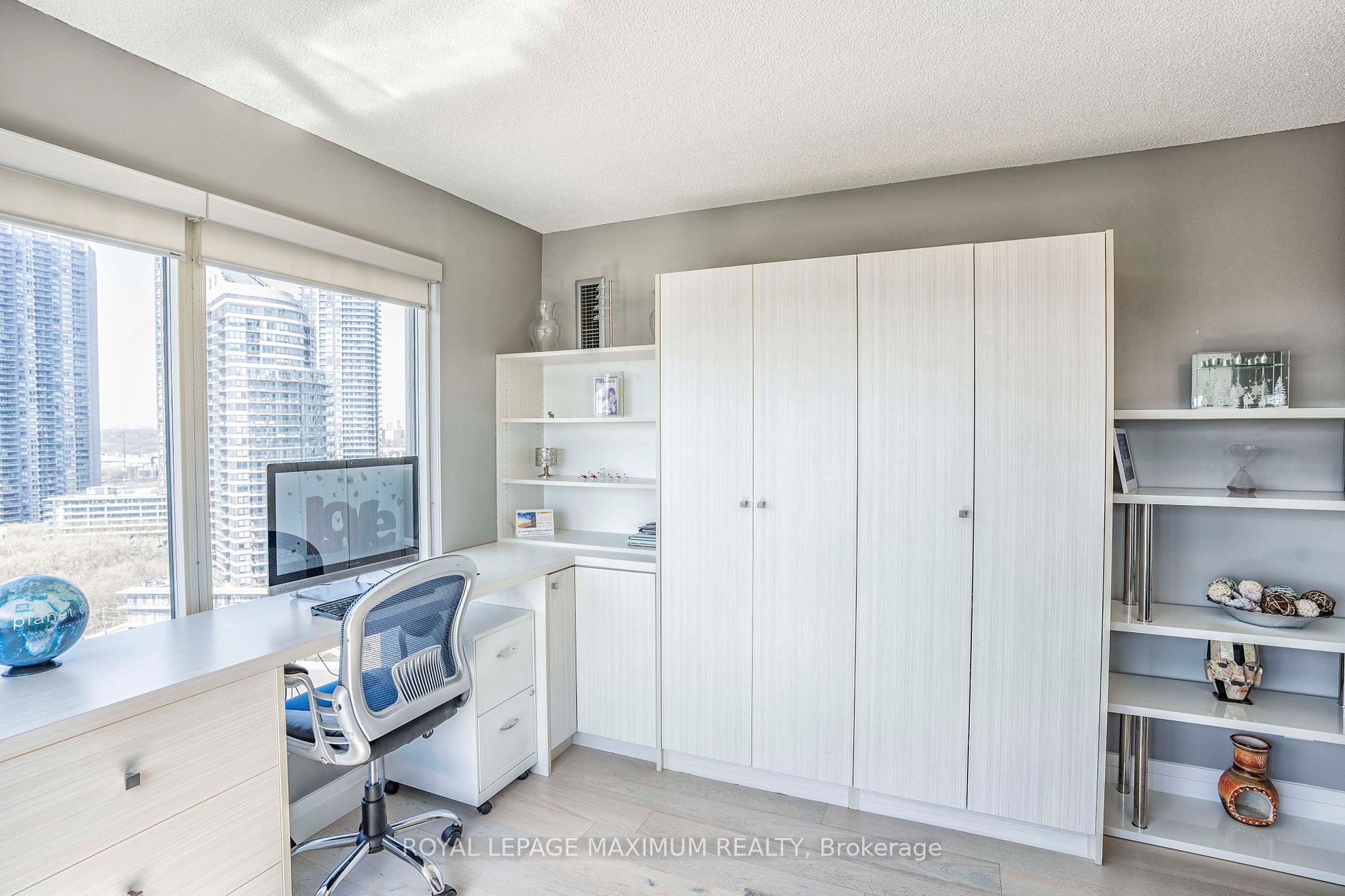 2269 Lake Shore Blvd W, #2102