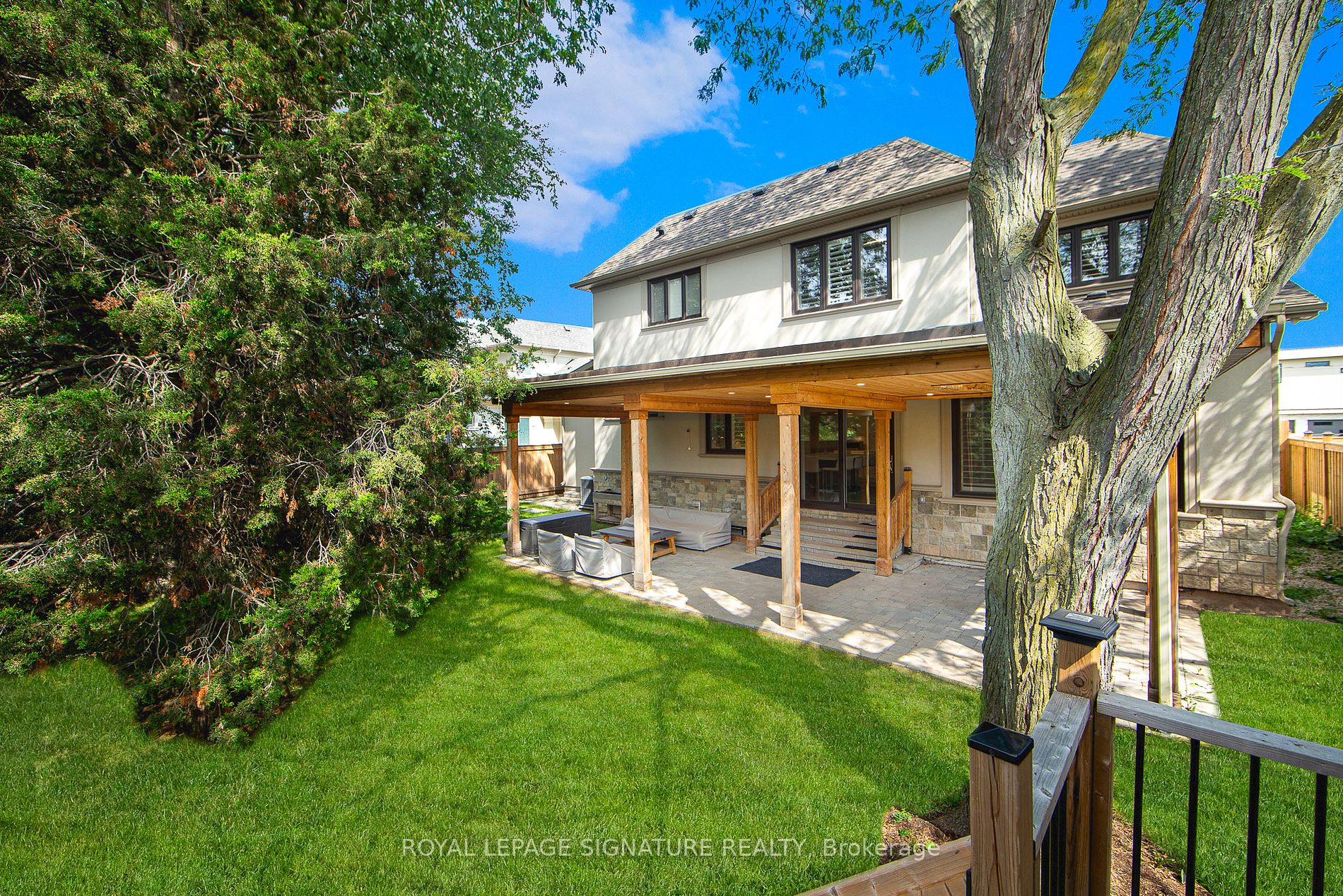 450 Saville Crescent