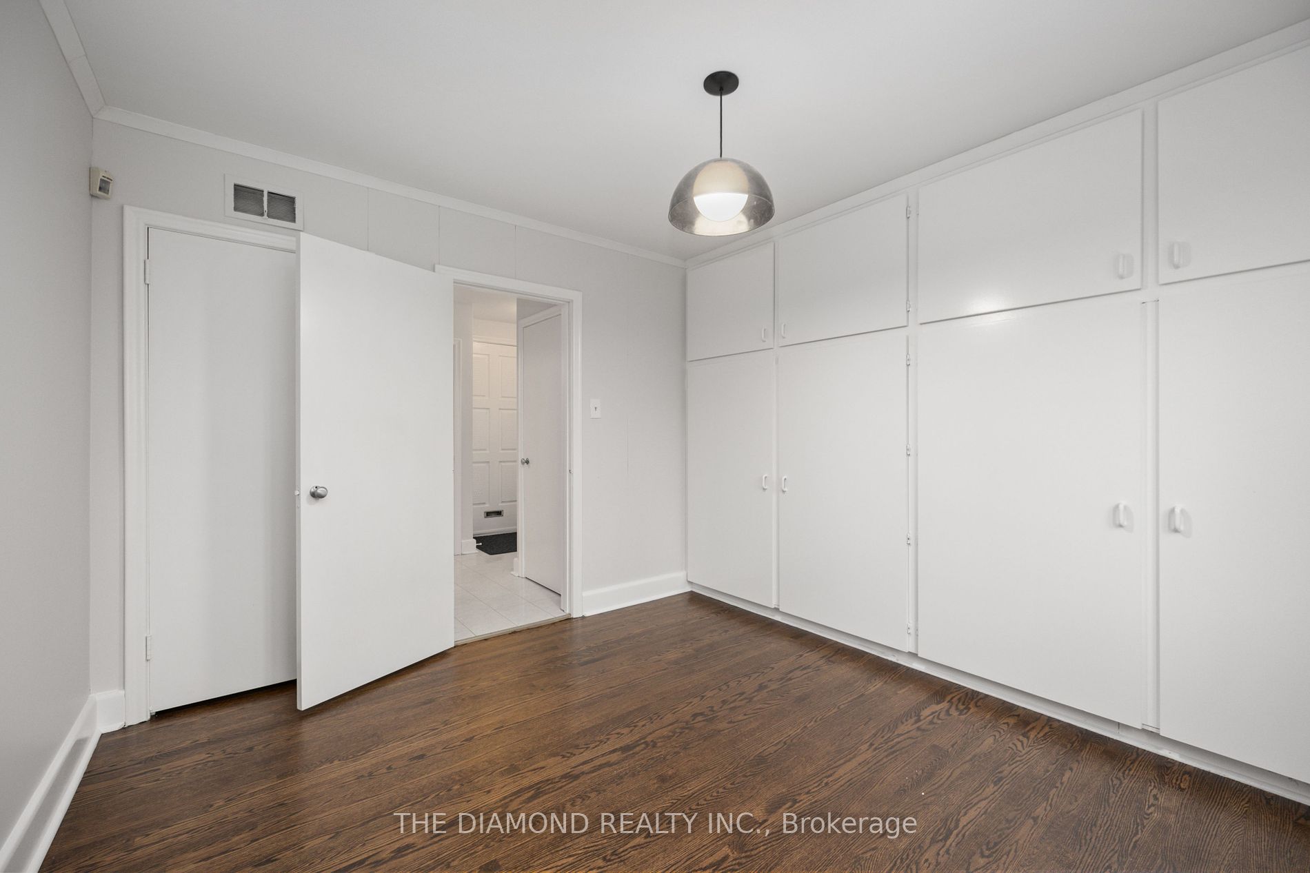 7 Greenford Rd