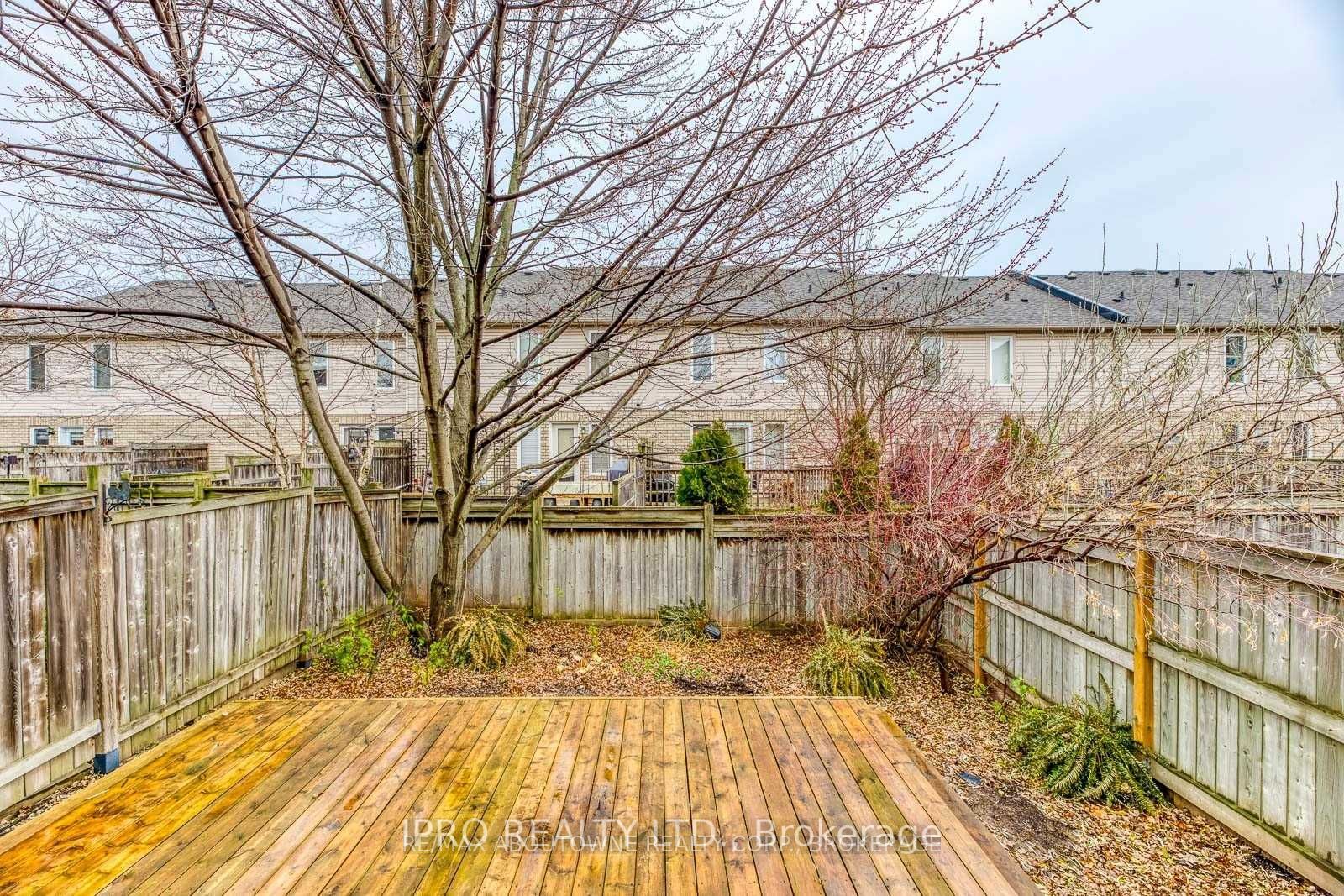 2096 Glenhampton Road