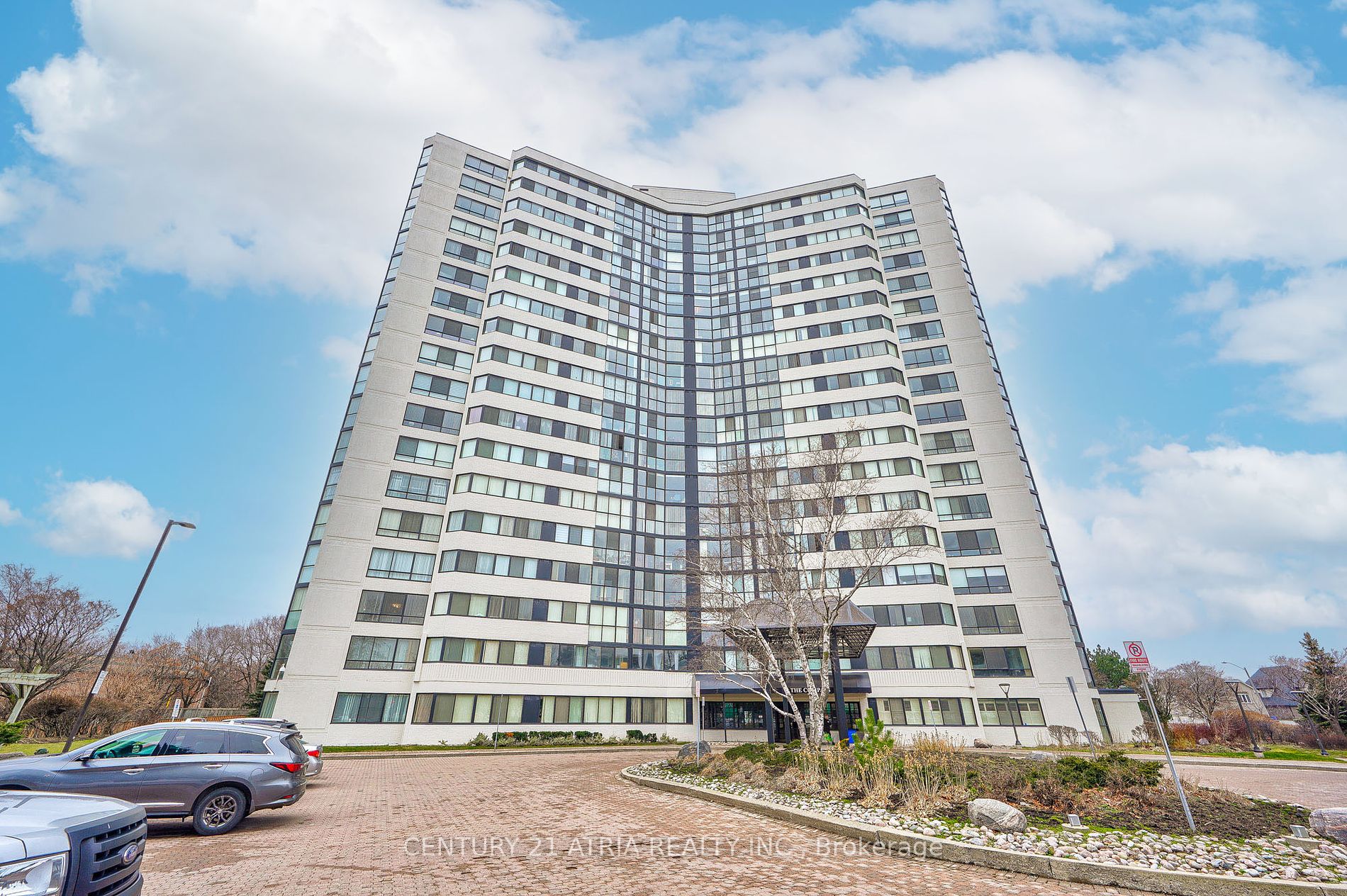 1360 Rathburn Road E, #1505