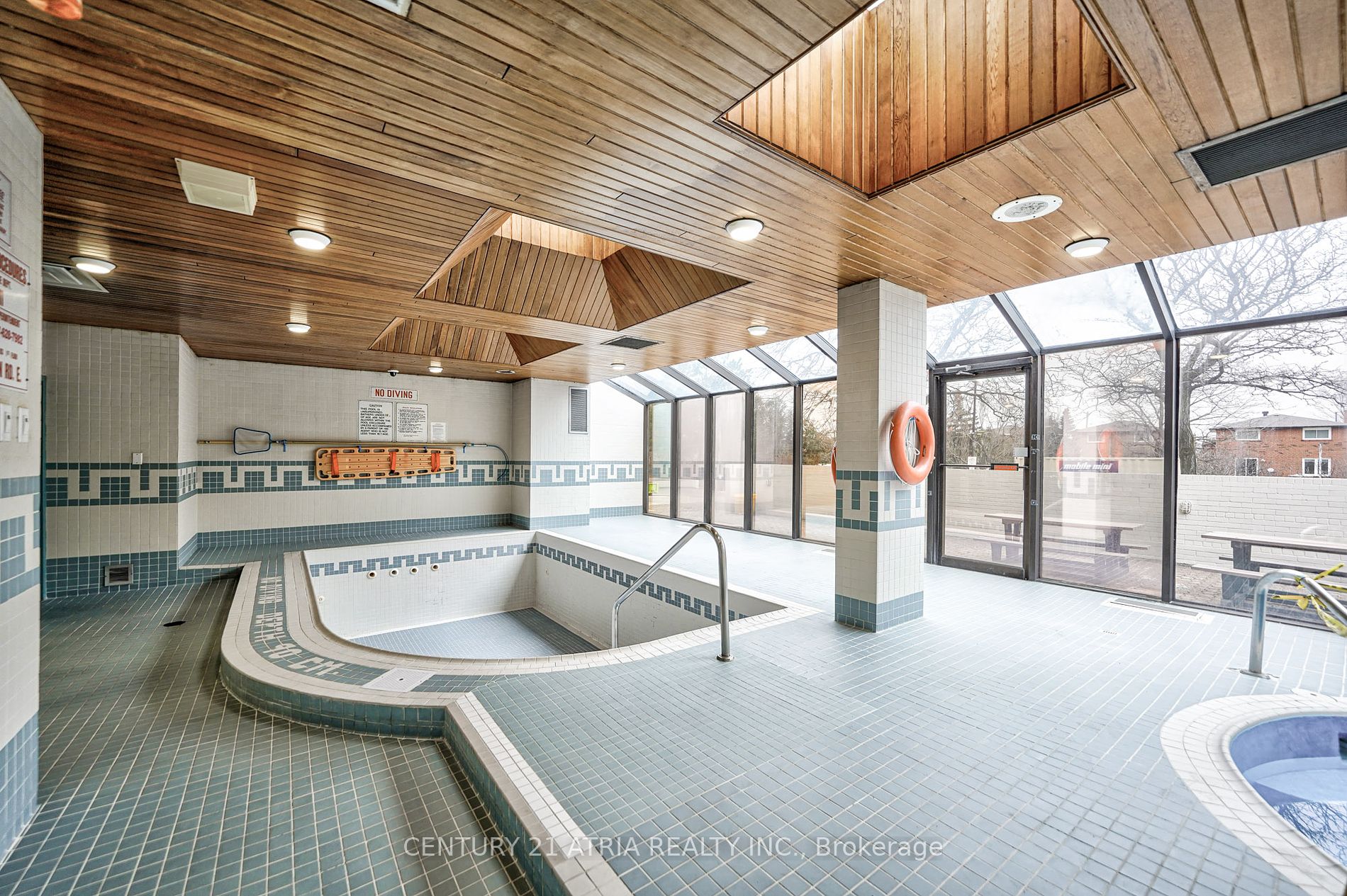 1360 Rathburn Road E, #1505
